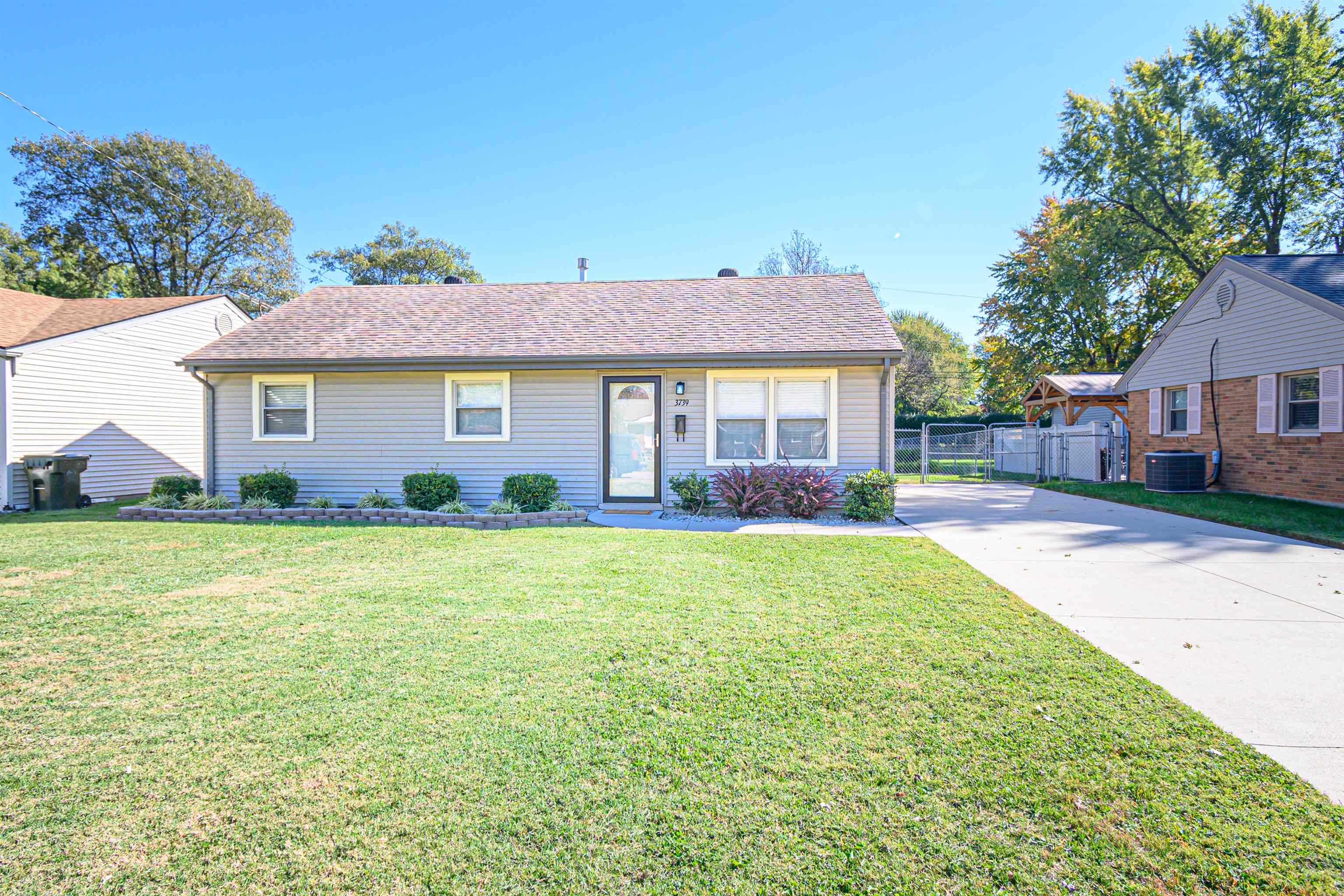 3739 Kipling Dr, Owensboro, Kentucky 42303, 3 Bedrooms Bedrooms, ,1 BathroomBathrooms,Single Family Residence,For Sale,Kipling Dr,91138