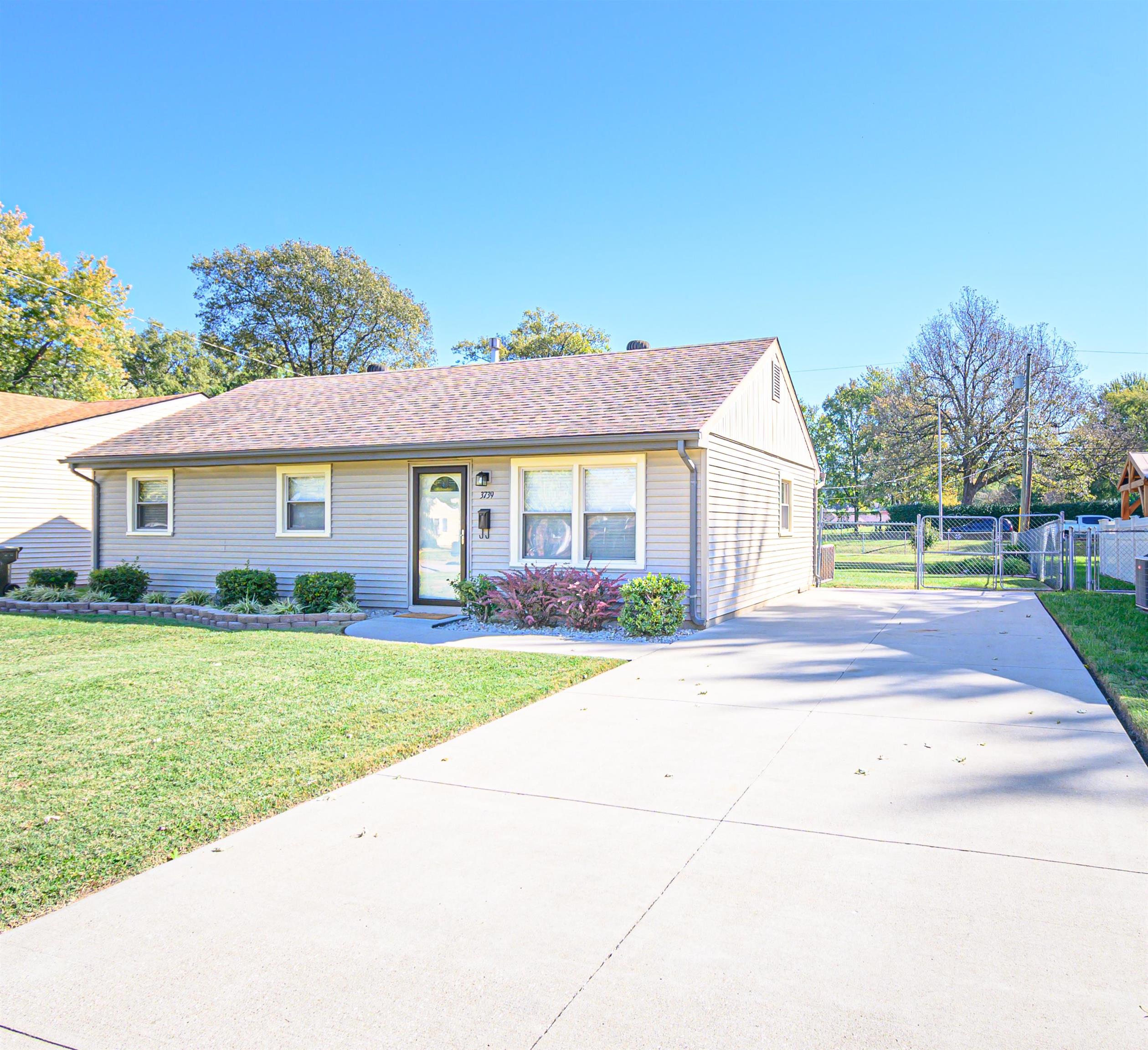 3739 Kipling Dr, Owensboro, Kentucky 42303, 3 Bedrooms Bedrooms, ,1 BathroomBathrooms,Single Family Residence,For Sale,Kipling Dr,91138