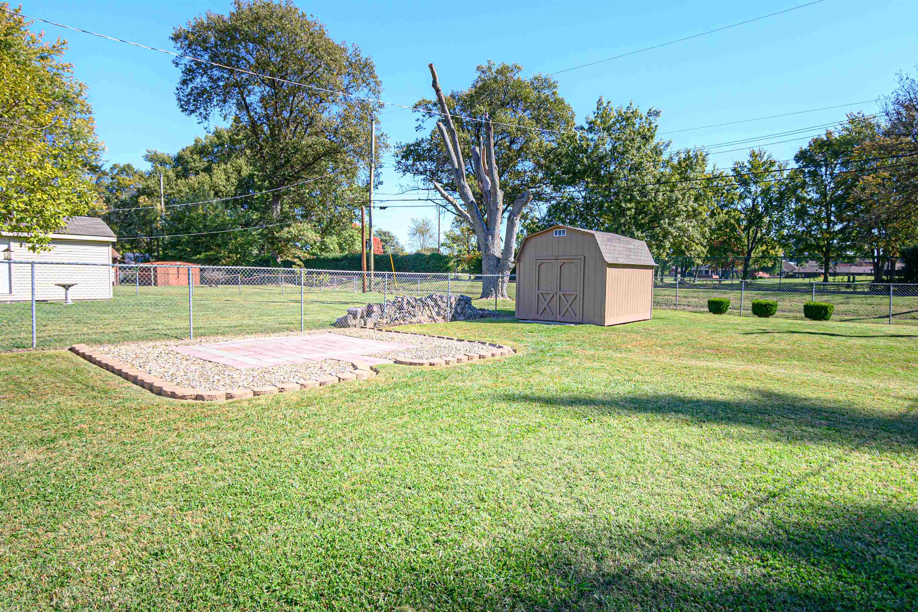 3739 Kipling Dr, Owensboro, Kentucky 42303, 3 Bedrooms Bedrooms, ,1 BathroomBathrooms,Single Family Residence,For Sale,Kipling Dr,91138
