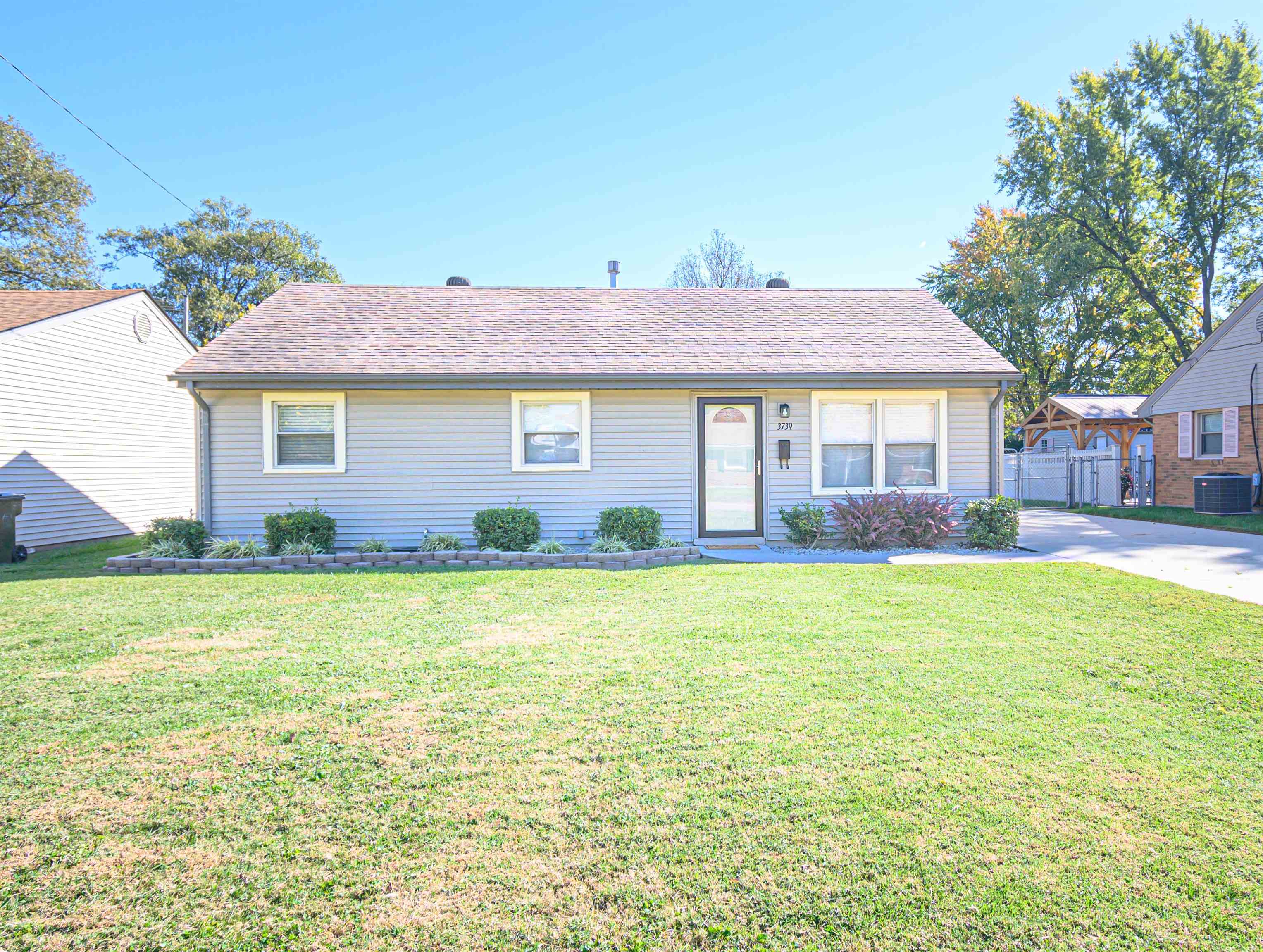 3739 Kipling Dr, Owensboro, Kentucky 42303, 3 Bedrooms Bedrooms, ,1 BathroomBathrooms,Single Family Residence,For Sale,Kipling Dr,91138