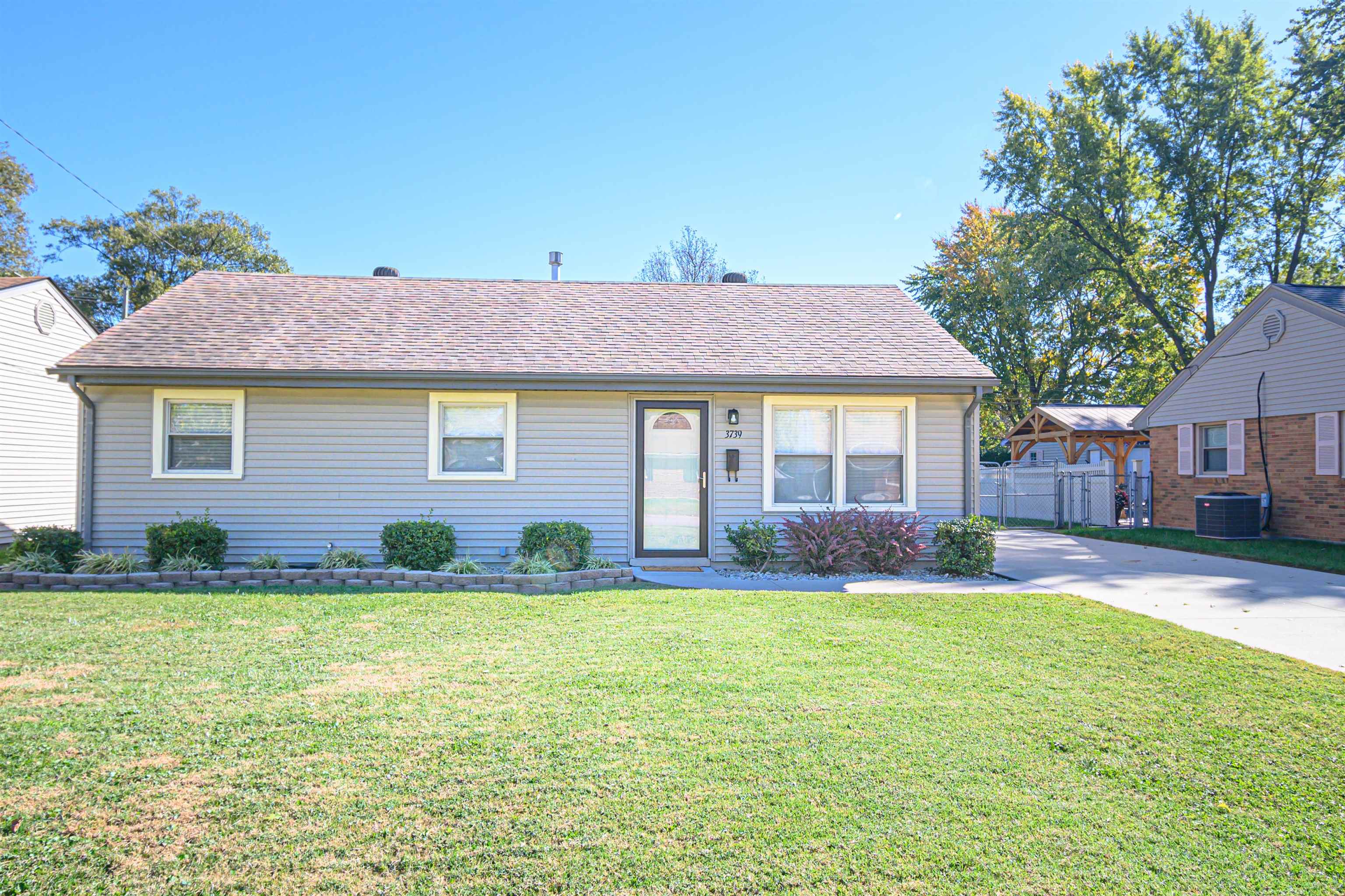 3739 Kipling Dr, Owensboro, Kentucky 42303, 3 Bedrooms Bedrooms, ,1 BathroomBathrooms,Single Family Residence,For Sale,Kipling Dr,91138