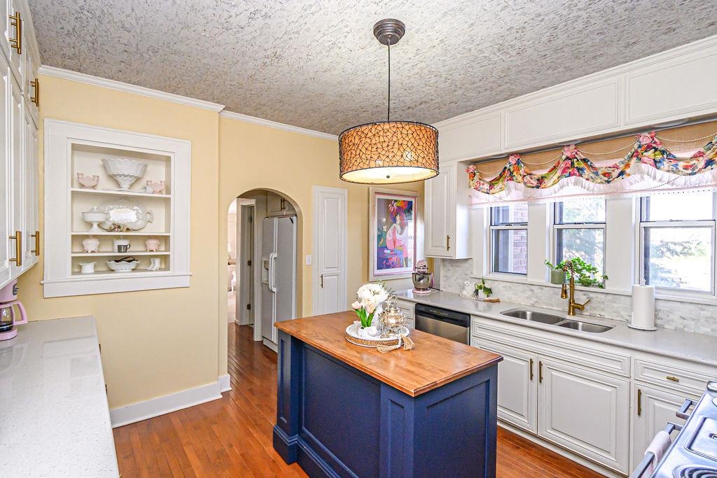 1718 Griffith Avenue, Owensboro, Kentucky 42301, 3 Bedrooms Bedrooms, ,3 BathroomsBathrooms,Single Family Residence,For Sale,Griffith Avenue,91139