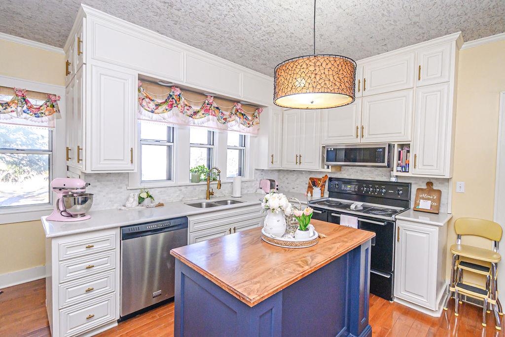 1718 Griffith Avenue, Owensboro, Kentucky 42301, 3 Bedrooms Bedrooms, ,3 BathroomsBathrooms,Single Family Residence,For Sale,Griffith Avenue,91139