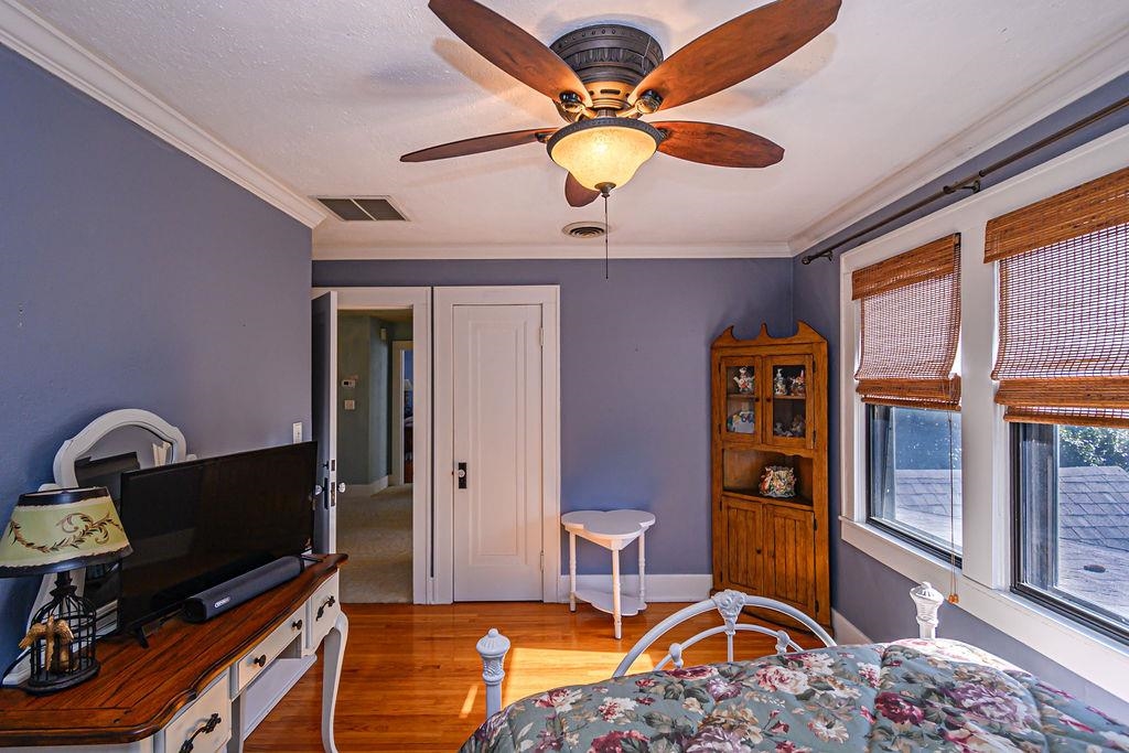 1718 Griffith Avenue, Owensboro, Kentucky 42301, 3 Bedrooms Bedrooms, ,3 BathroomsBathrooms,Single Family Residence,For Sale,Griffith Avenue,91139