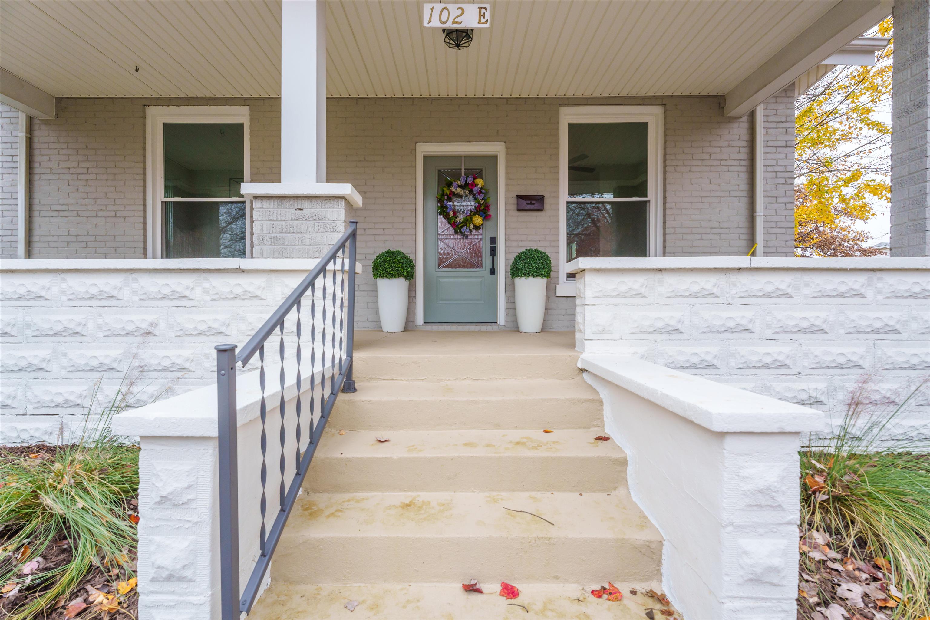 102 22nd St, Owensboro, Kentucky 42303, 3 Bedrooms Bedrooms, ,2 BathroomsBathrooms,Single Family Residence,For Sale,22nd St,91143