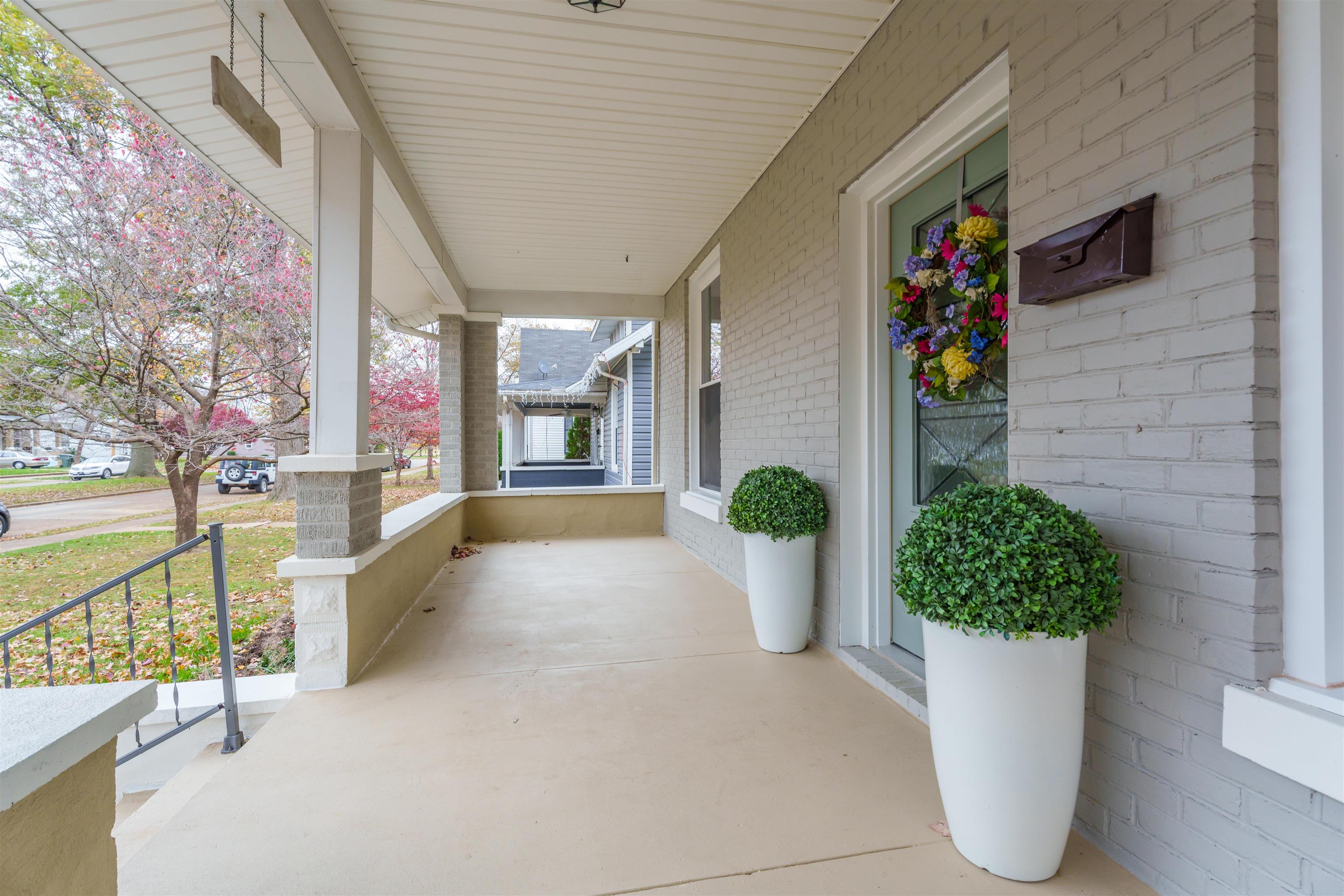 102 22nd St, Owensboro, Kentucky 42303, 3 Bedrooms Bedrooms, ,2 BathroomsBathrooms,Single Family Residence,For Sale,22nd St,91143