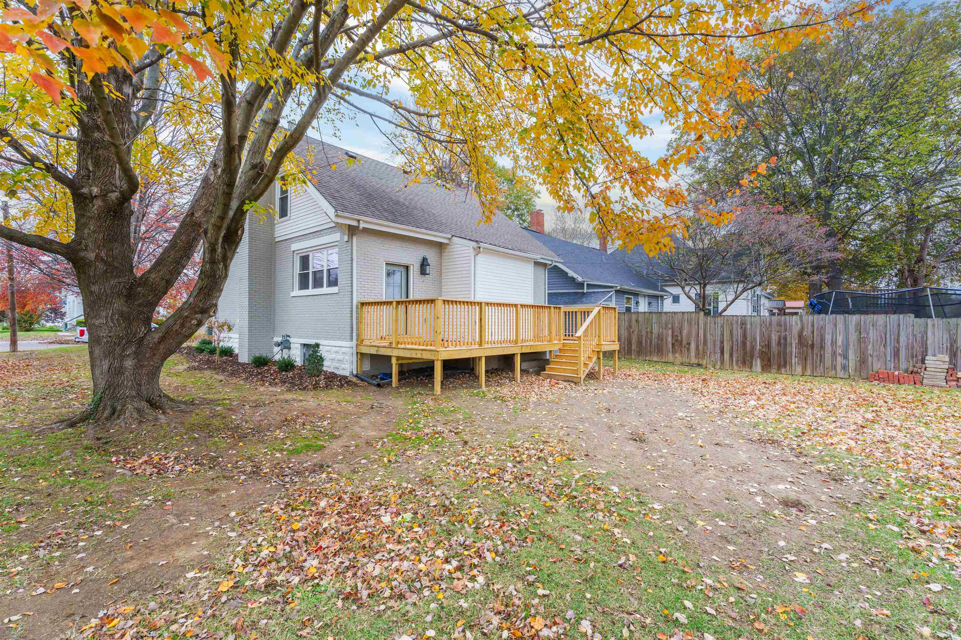102 22nd St, Owensboro, Kentucky 42303, 3 Bedrooms Bedrooms, ,2 BathroomsBathrooms,Single Family Residence,For Sale,22nd St,91143