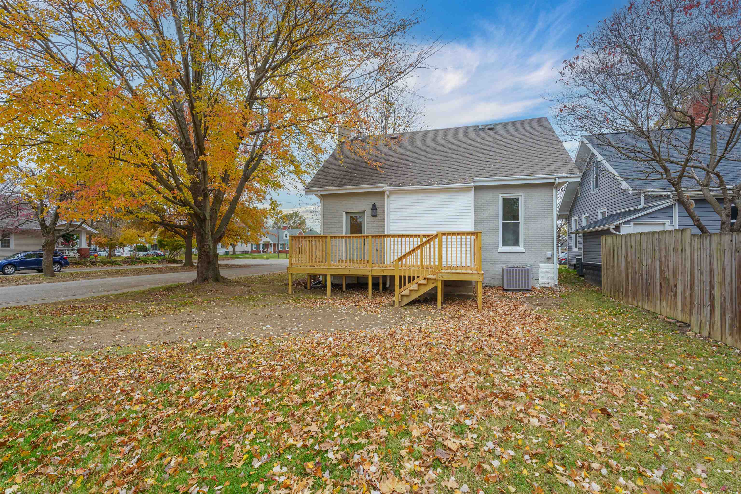 102 22nd St, Owensboro, Kentucky 42303, 3 Bedrooms Bedrooms, ,2 BathroomsBathrooms,Single Family Residence,For Sale,22nd St,91143