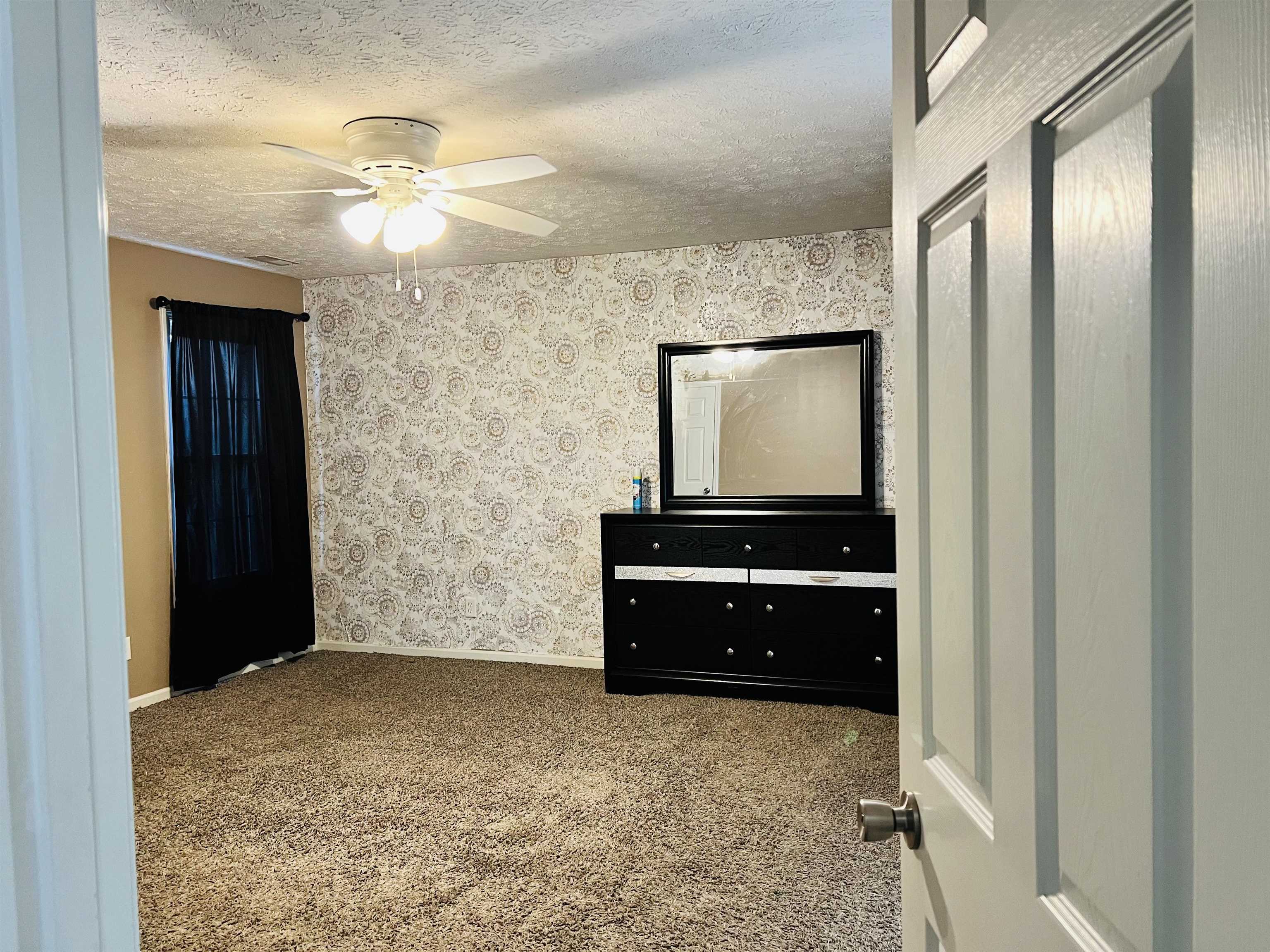 801 Rabbit Run, Owensboro, Kentucky 42301, 3 Bedrooms Bedrooms, ,2 BathroomsBathrooms,Single Family Residence,For Sale,Rabbit Run,91145