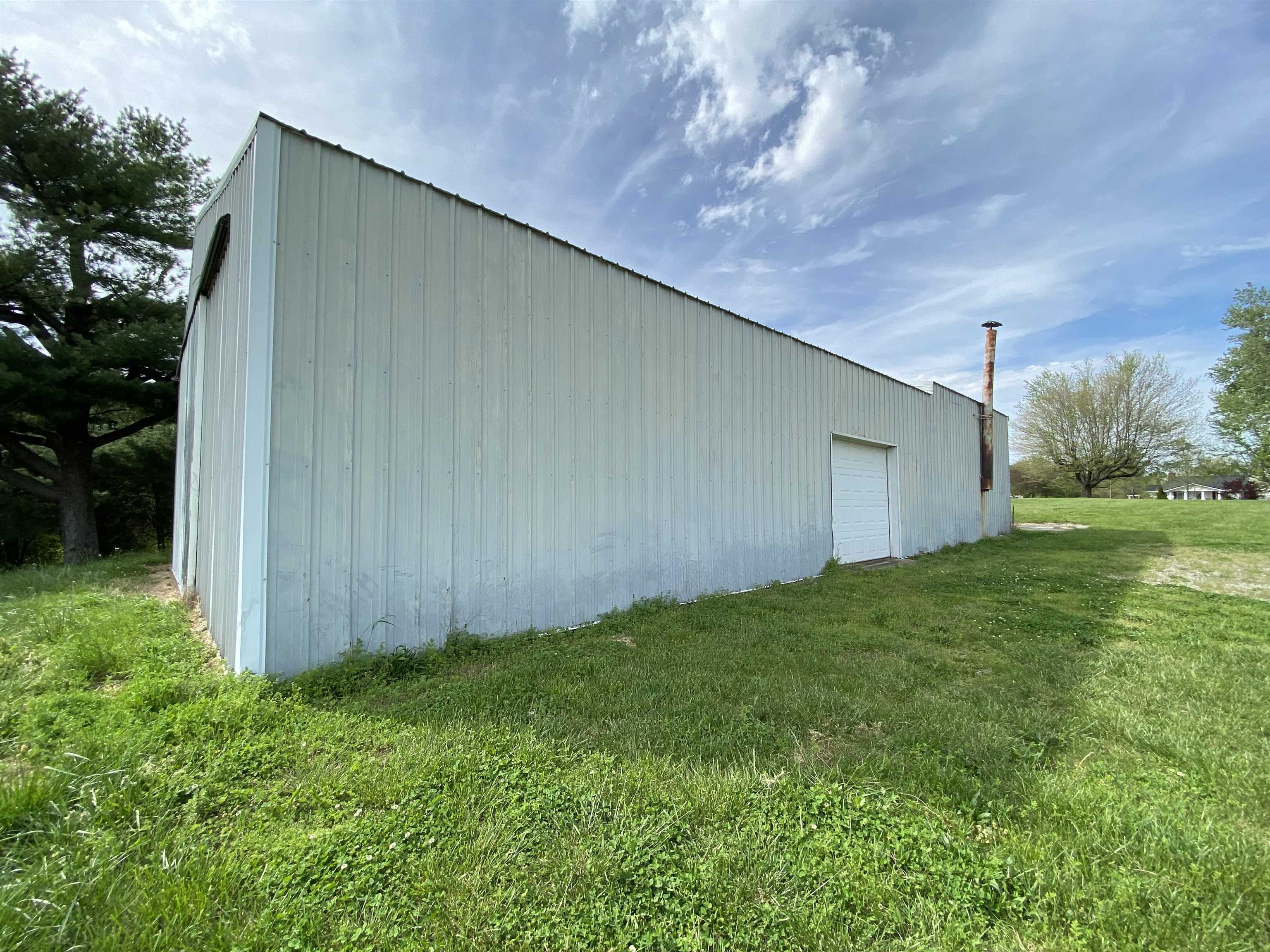 1175 Kentucky 254, Sacramento, Kentucky 42372, ,Farm,For Sale,Kentucky 254,91147