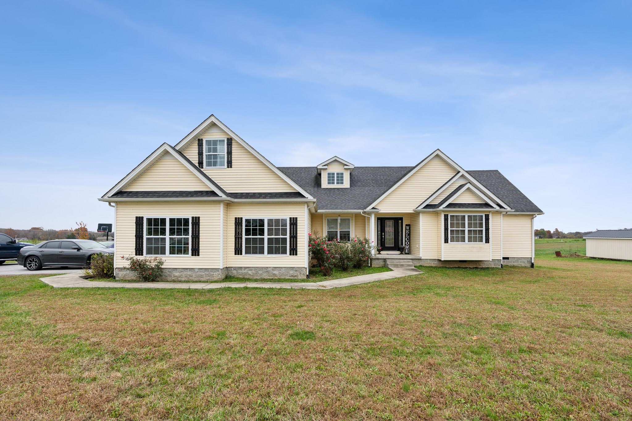4752 Morgantown Rd, Russellville, Kentucky 42276, 3 Bedrooms Bedrooms, ,3 BathroomsBathrooms,Single Family Residence,For Sale,Morgantown Rd,91152