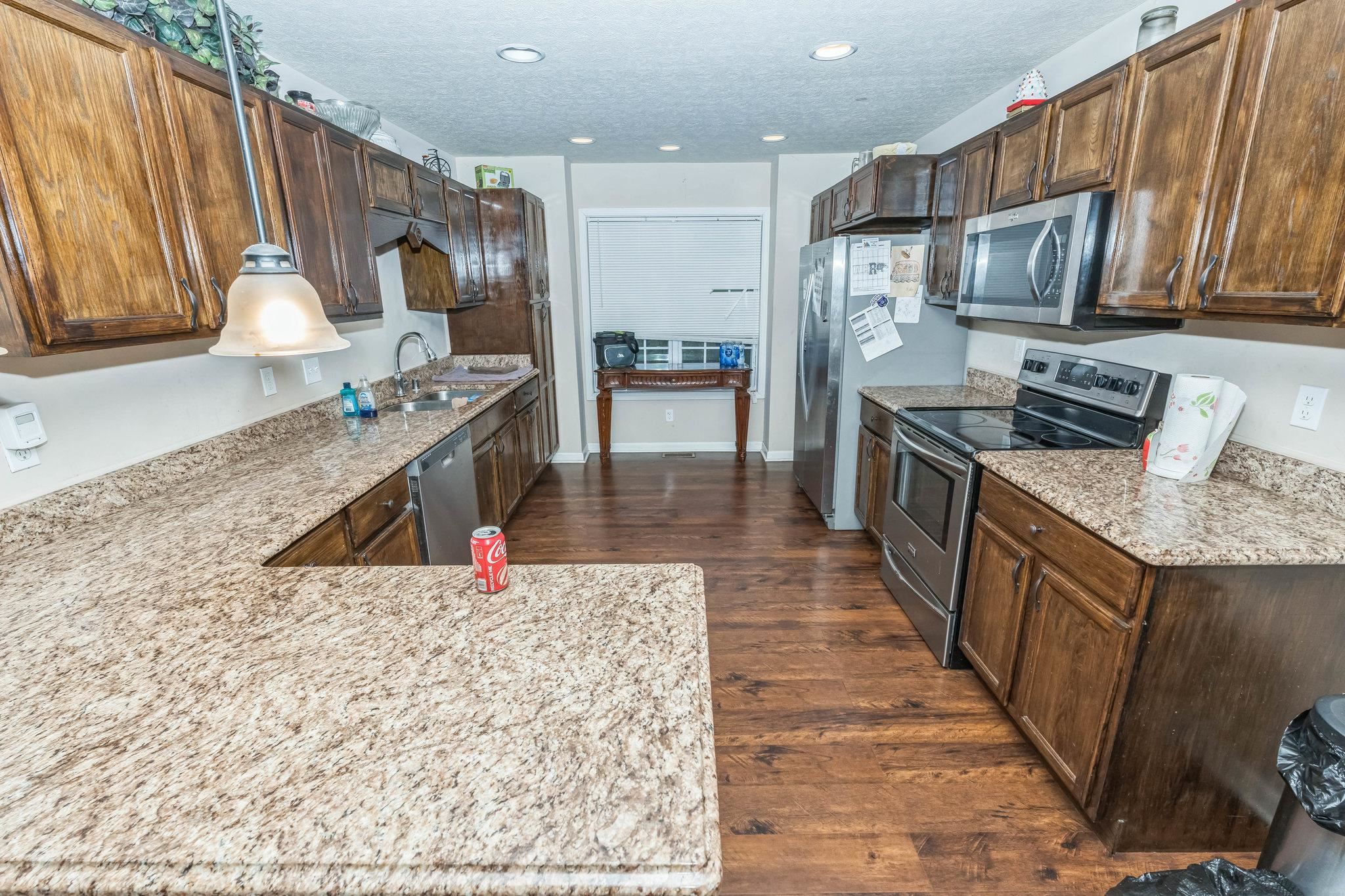 4752 Morgantown Rd, Russellville, Kentucky 42276, 3 Bedrooms Bedrooms, ,3 BathroomsBathrooms,Single Family Residence,For Sale,Morgantown Rd,91152