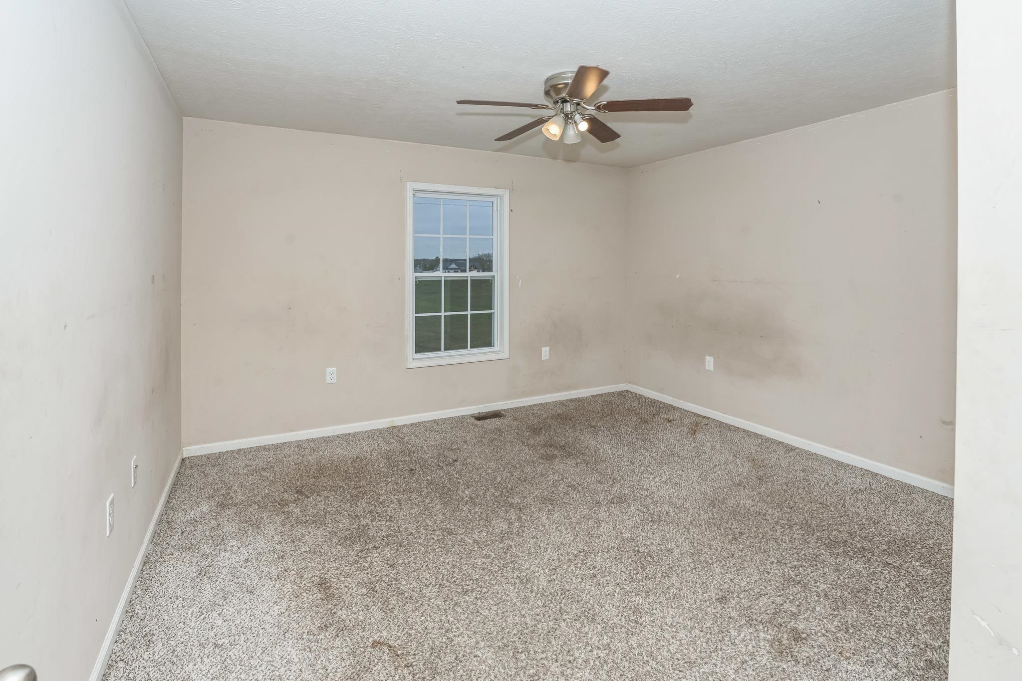 4752 Morgantown Rd, Russellville, Kentucky 42276, 3 Bedrooms Bedrooms, ,3 BathroomsBathrooms,Single Family Residence,For Sale,Morgantown Rd,91152