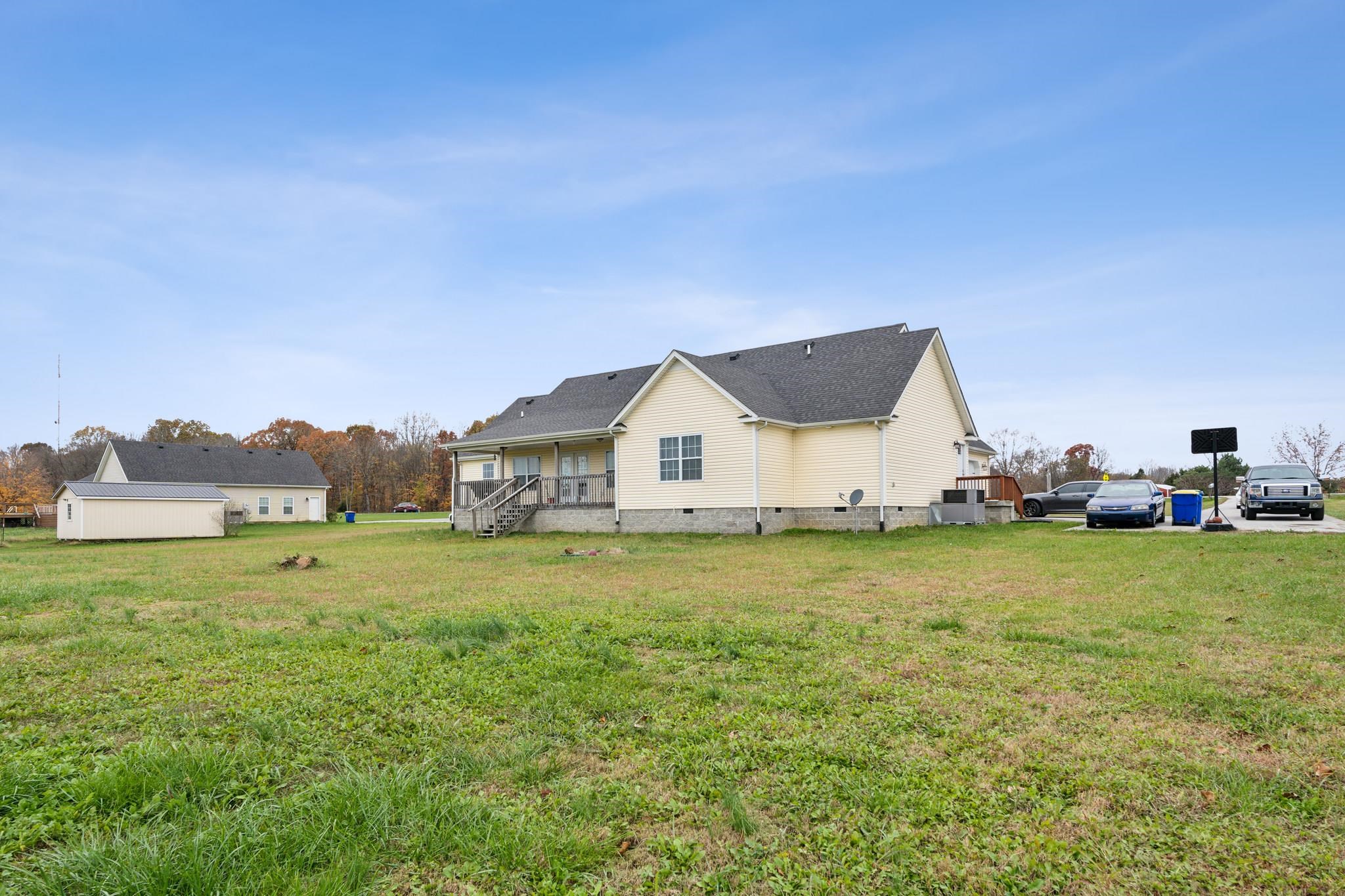 4752 Morgantown Rd, Russellville, Kentucky 42276, 3 Bedrooms Bedrooms, ,3 BathroomsBathrooms,Single Family Residence,For Sale,Morgantown Rd,91152