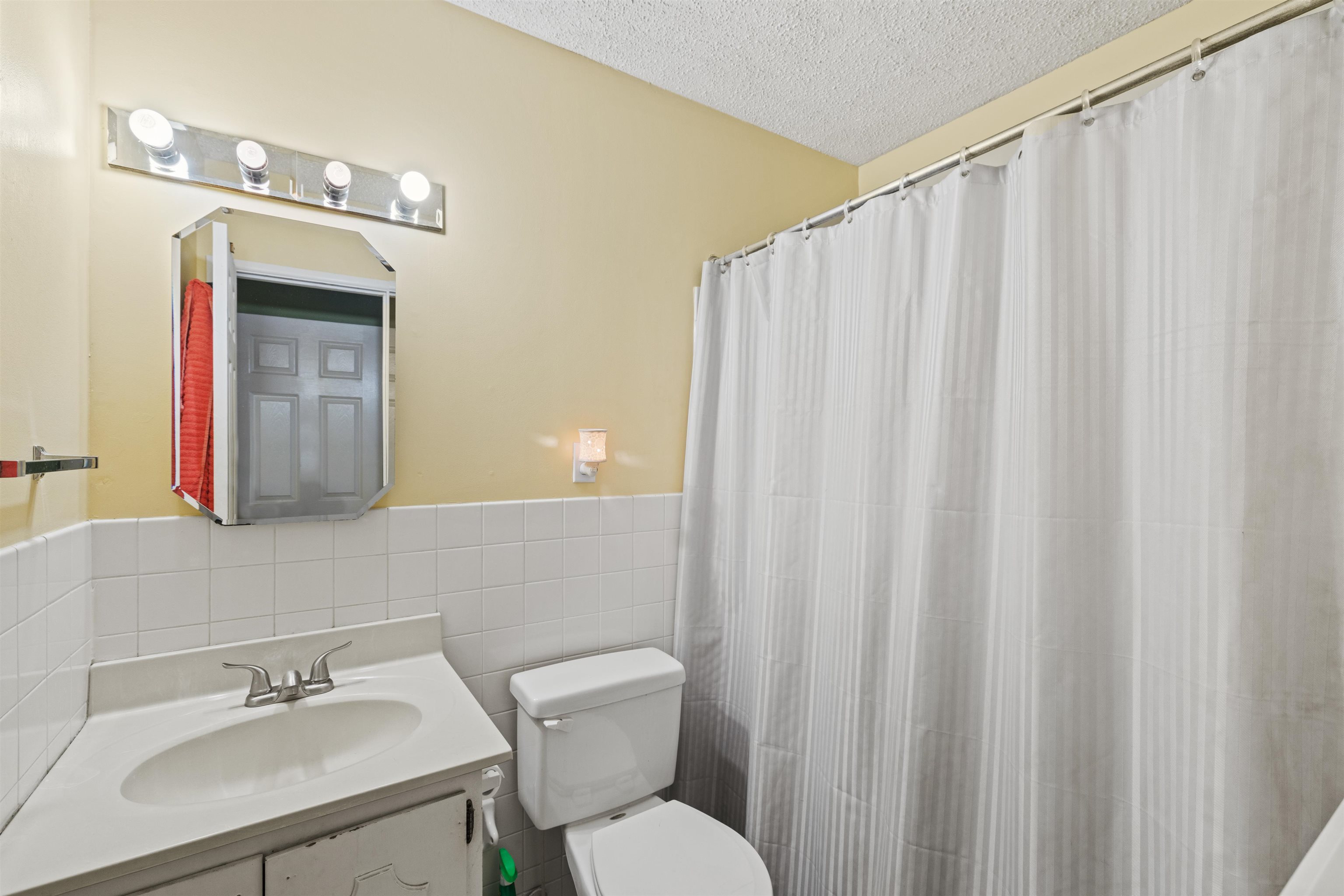 3514 Riva Ridge Court, Owensboro, Kentucky 42303, 3 Bedrooms Bedrooms, ,2 BathroomsBathrooms,Single Family Residence,For Sale,Riva Ridge Court,91153