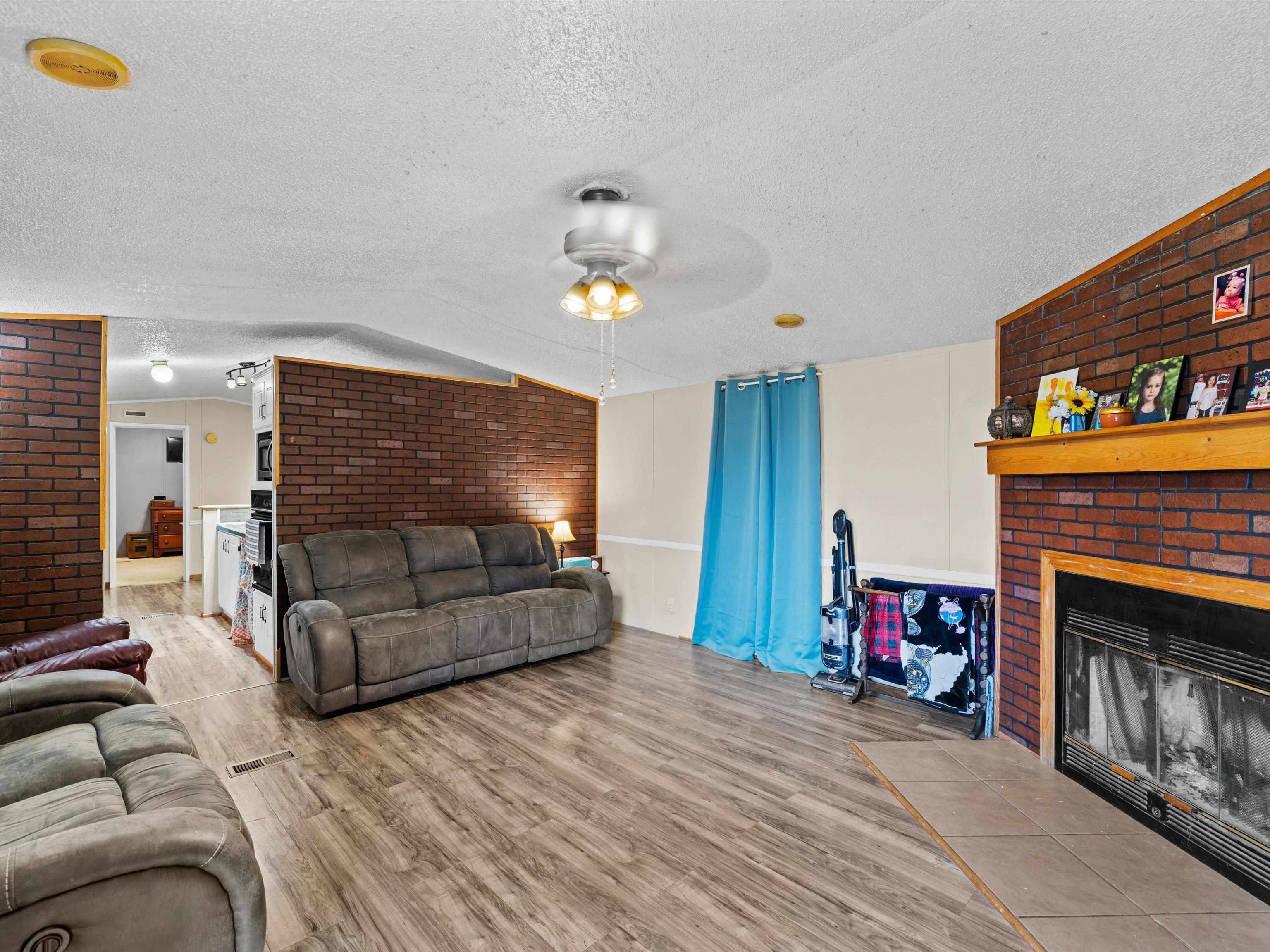 4724 Windy Hollow Road, Owensboro, Kentucky 42301, 3 Bedrooms Bedrooms, ,2 BathroomsBathrooms,Manufactured Home,For Sale,Windy Hollow Road,91155