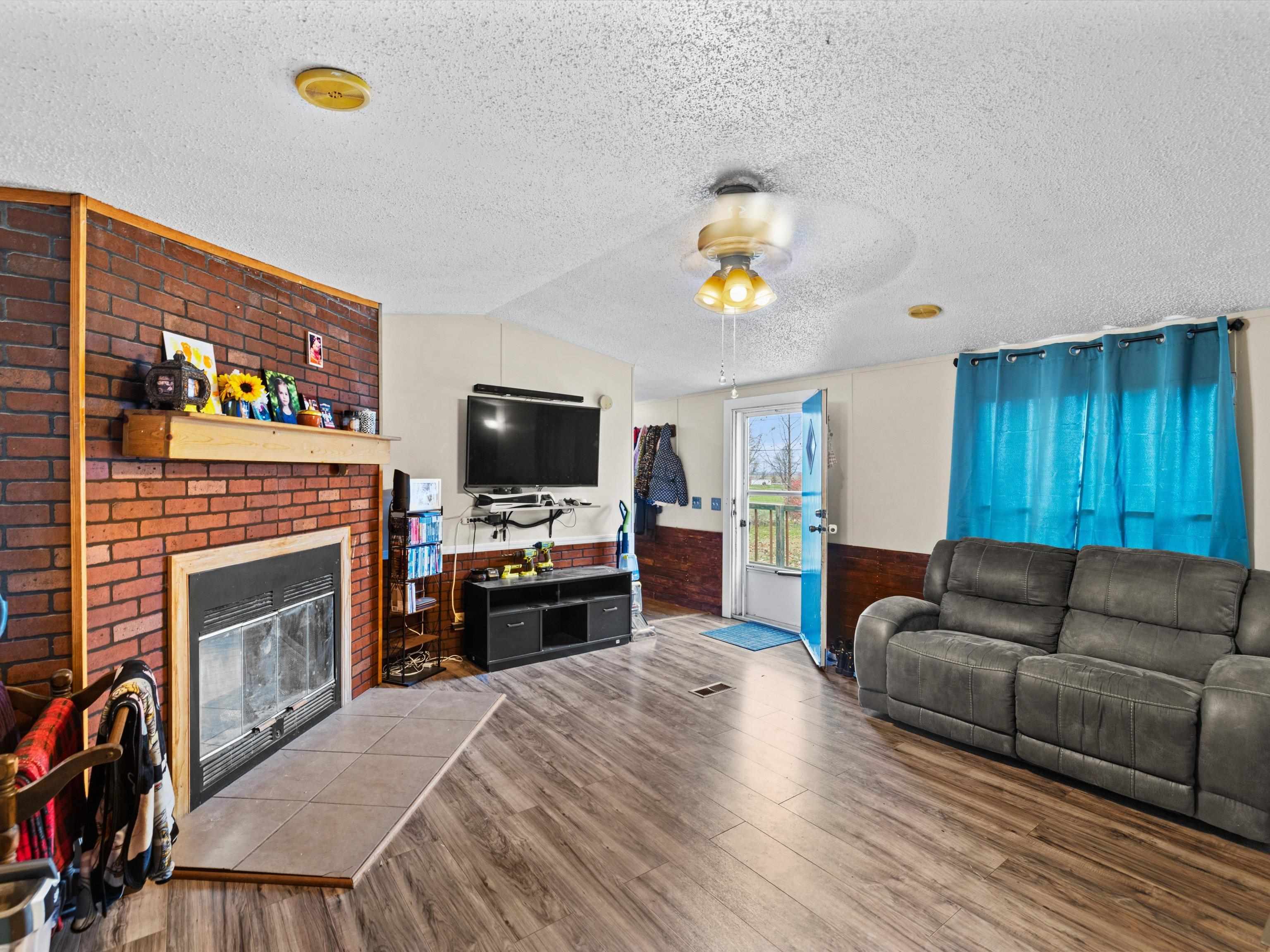 4724 Windy Hollow Road, Owensboro, Kentucky 42301, 3 Bedrooms Bedrooms, ,2 BathroomsBathrooms,Manufactured Home,For Sale,Windy Hollow Road,91155