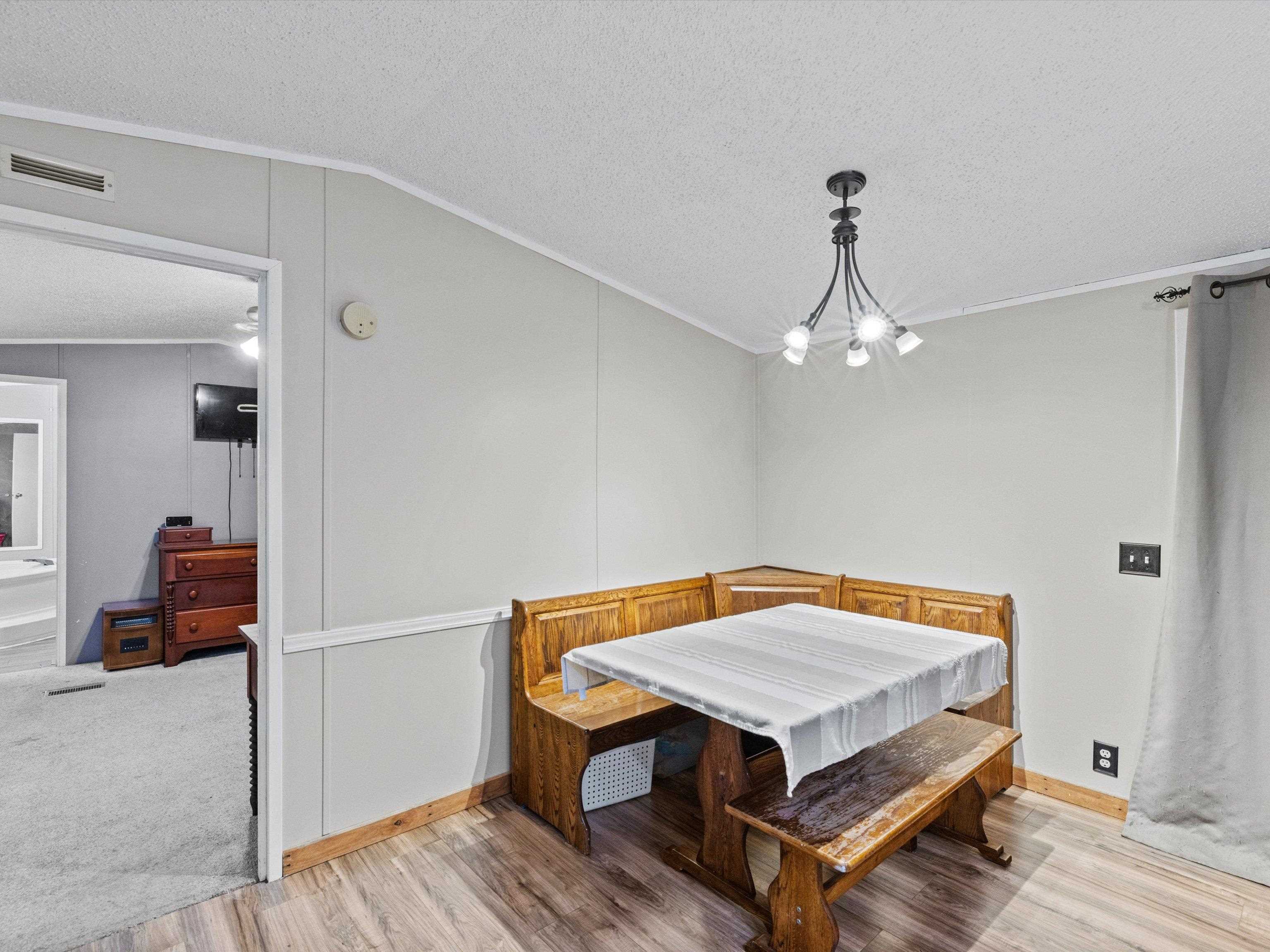 4724 Windy Hollow Road, Owensboro, Kentucky 42301, 3 Bedrooms Bedrooms, ,2 BathroomsBathrooms,Manufactured Home,For Sale,Windy Hollow Road,91155