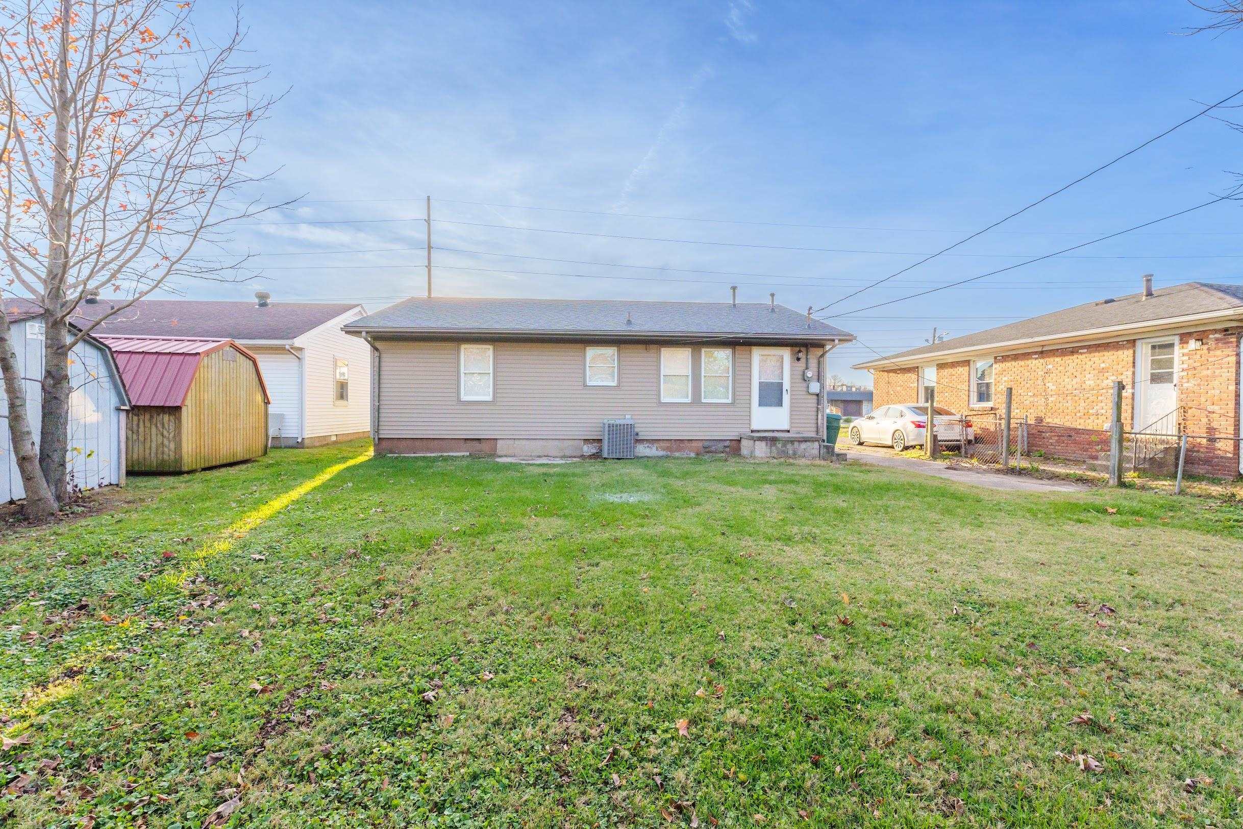 1301 Carter Rd, Owensboro, Kentucky 42301, 2 Bedrooms Bedrooms, ,1 BathroomBathrooms,Single Family Residence,For Sale,Carter Rd,91156