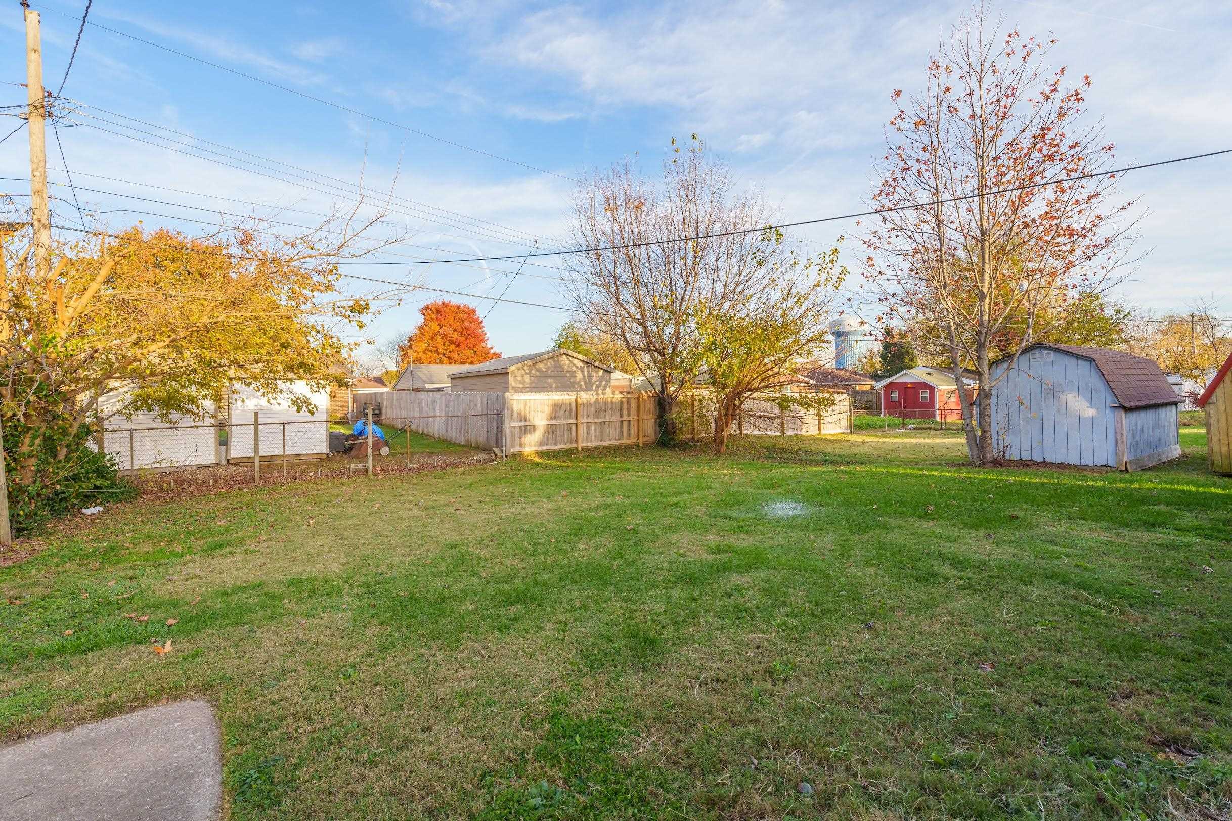 1301 Carter Rd, Owensboro, Kentucky 42301, 2 Bedrooms Bedrooms, ,1 BathroomBathrooms,Single Family Residence,For Sale,Carter Rd,91156