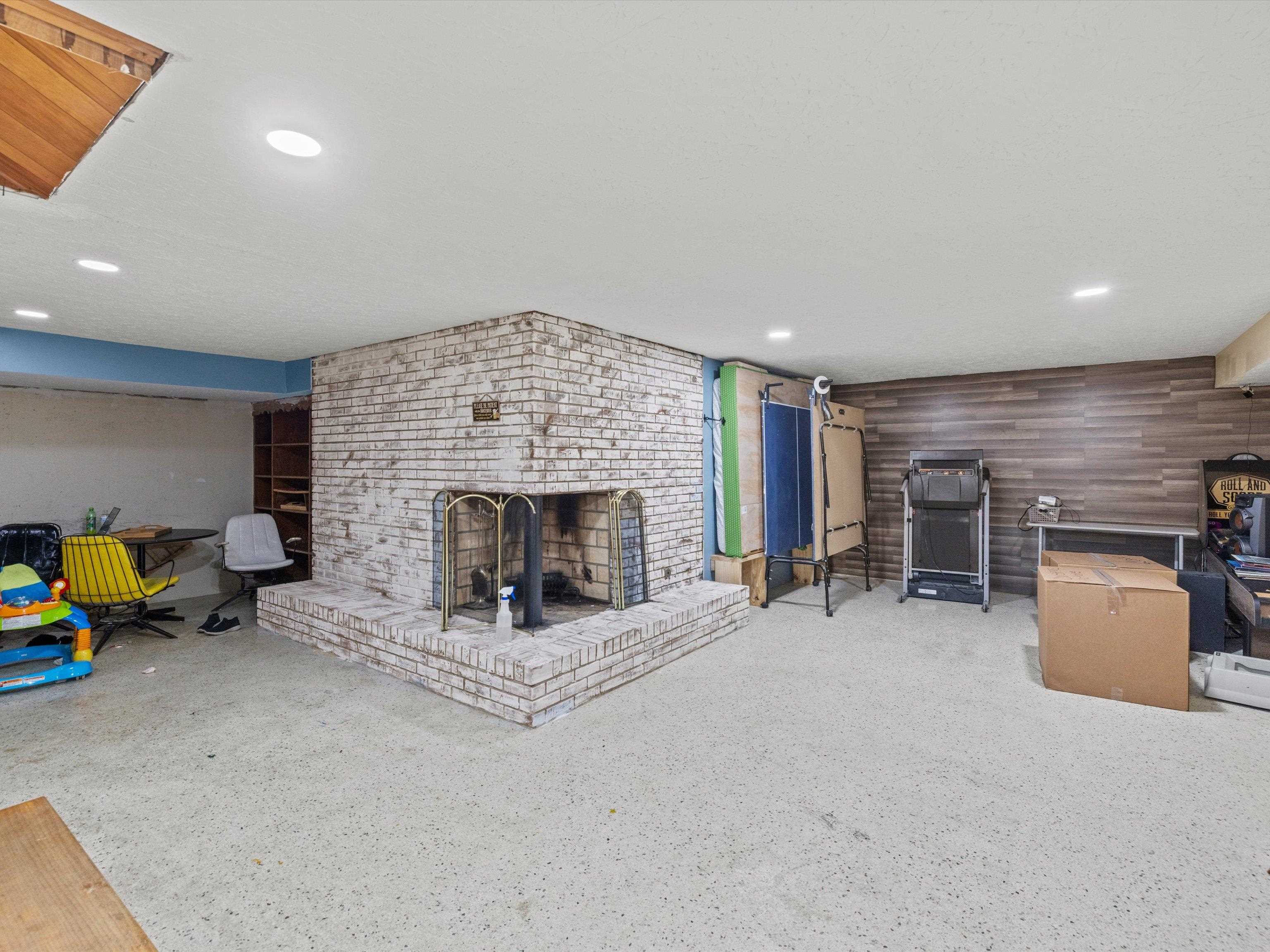 4971 Millers Mill Rd, Owensboro, Kentucky 42303, 5 Bedrooms Bedrooms, ,3 BathroomsBathrooms,Single Family Residence,For Sale,Millers Mill Rd,91157