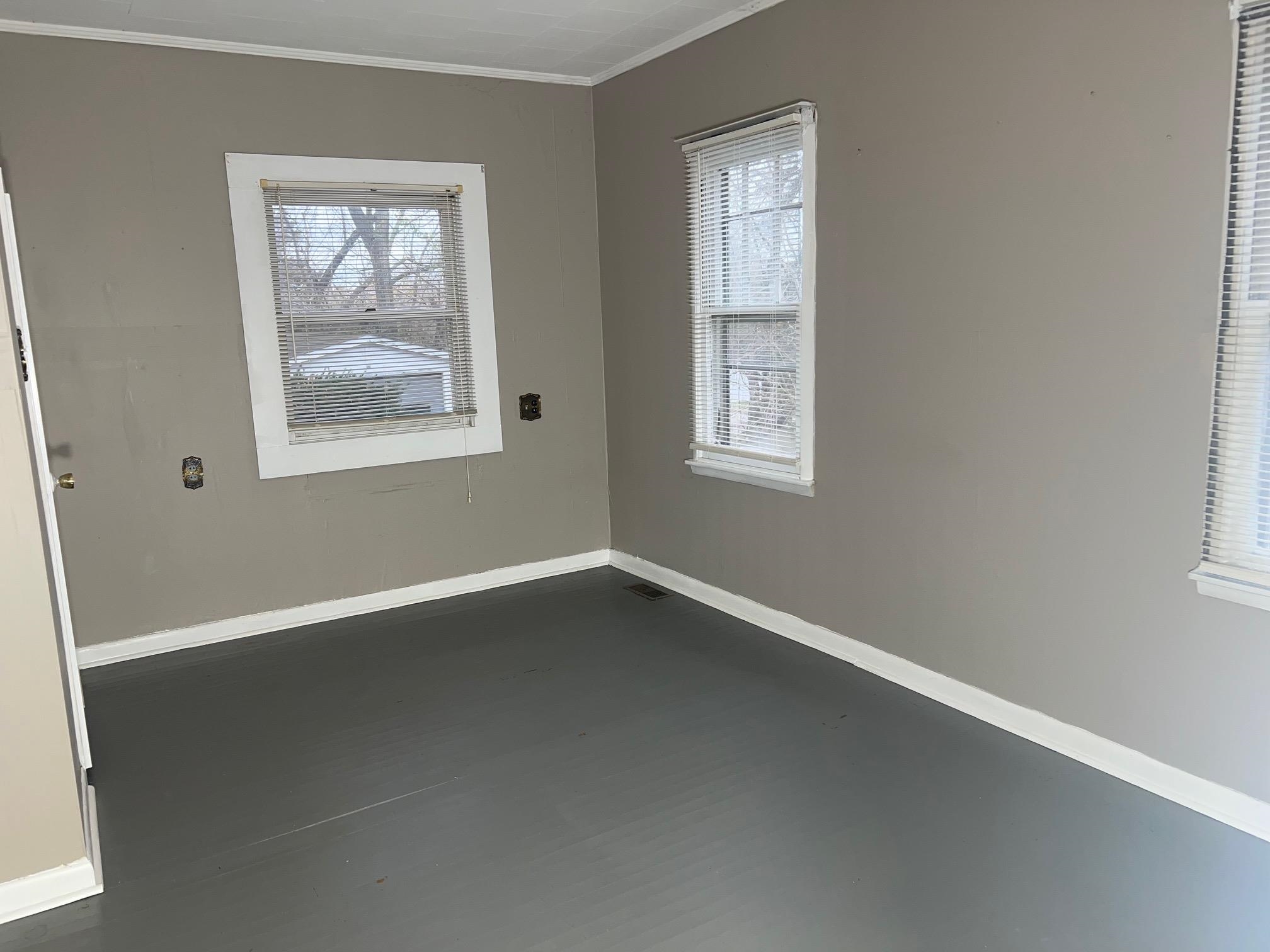509 3rd St, Central City, Kentucky 42066, 3 Bedrooms Bedrooms, ,1 BathroomBathrooms,Single Family Residence,For Sale,3rd St,91159