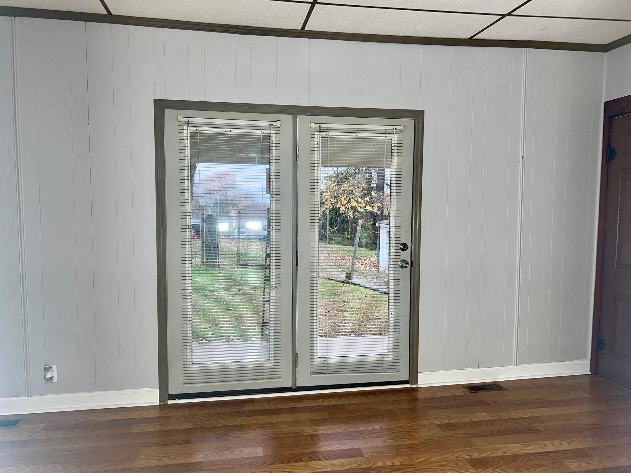 509 3rd St, Central City, Kentucky 42066, 3 Bedrooms Bedrooms, ,1 BathroomBathrooms,Single Family Residence,For Sale,3rd St,91159
