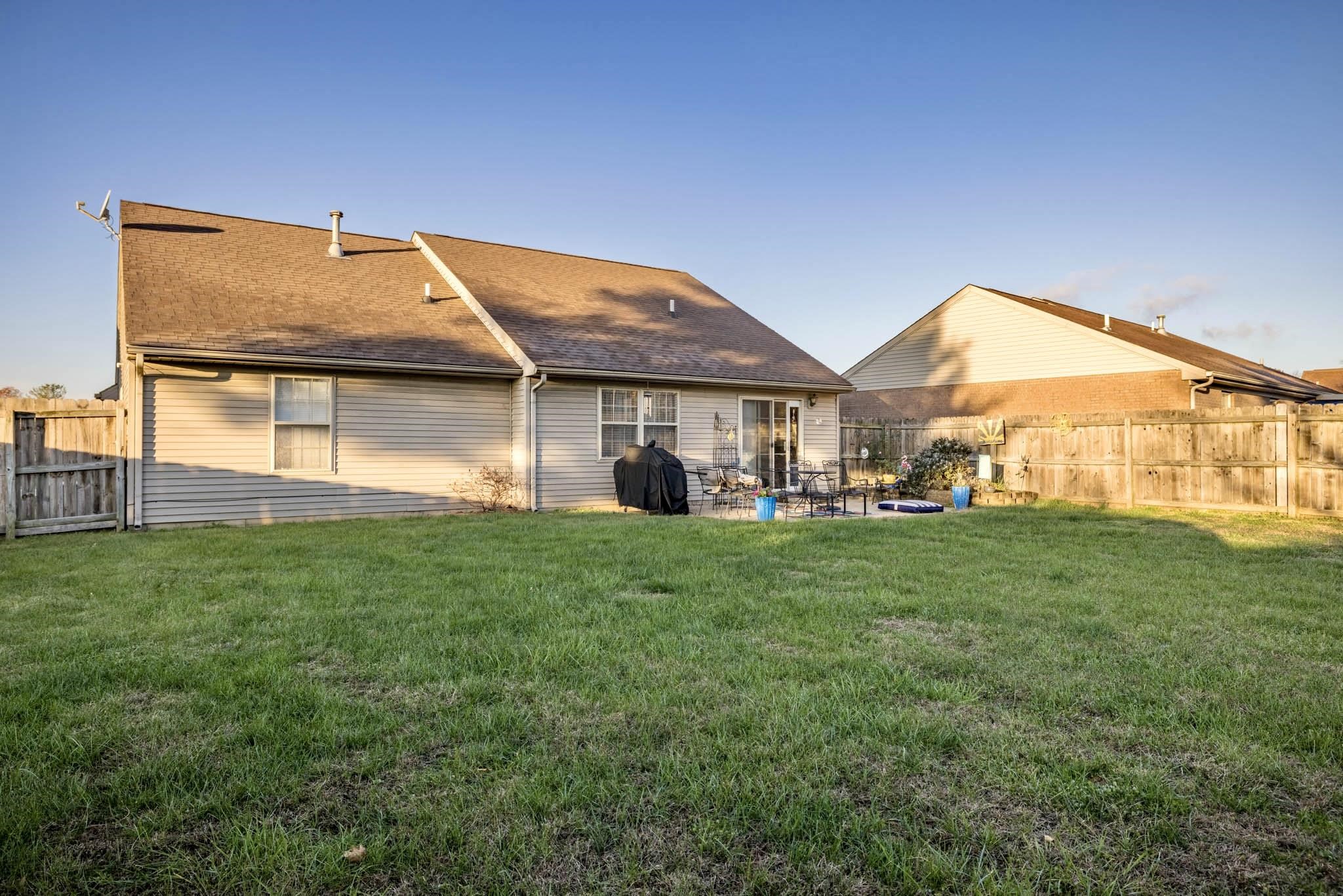 2225 Crossing Pointe, Owensboro, Kentucky 42303, 3 Bedrooms Bedrooms, ,2 BathroomsBathrooms,Ranch,For Sale,Crossing Pointe,91160