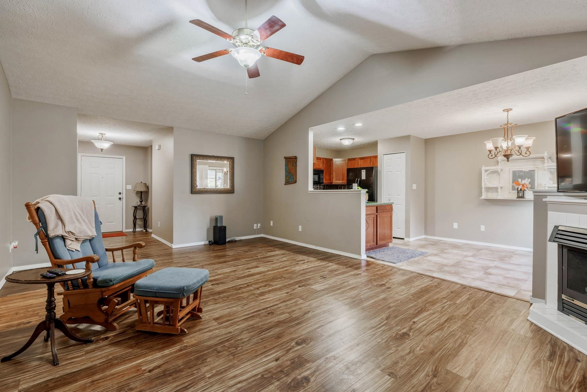 2225 Crossing Pointe, Owensboro, Kentucky 42303, 3 Bedrooms Bedrooms, ,2 BathroomsBathrooms,Ranch,For Sale,Crossing Pointe,91160
