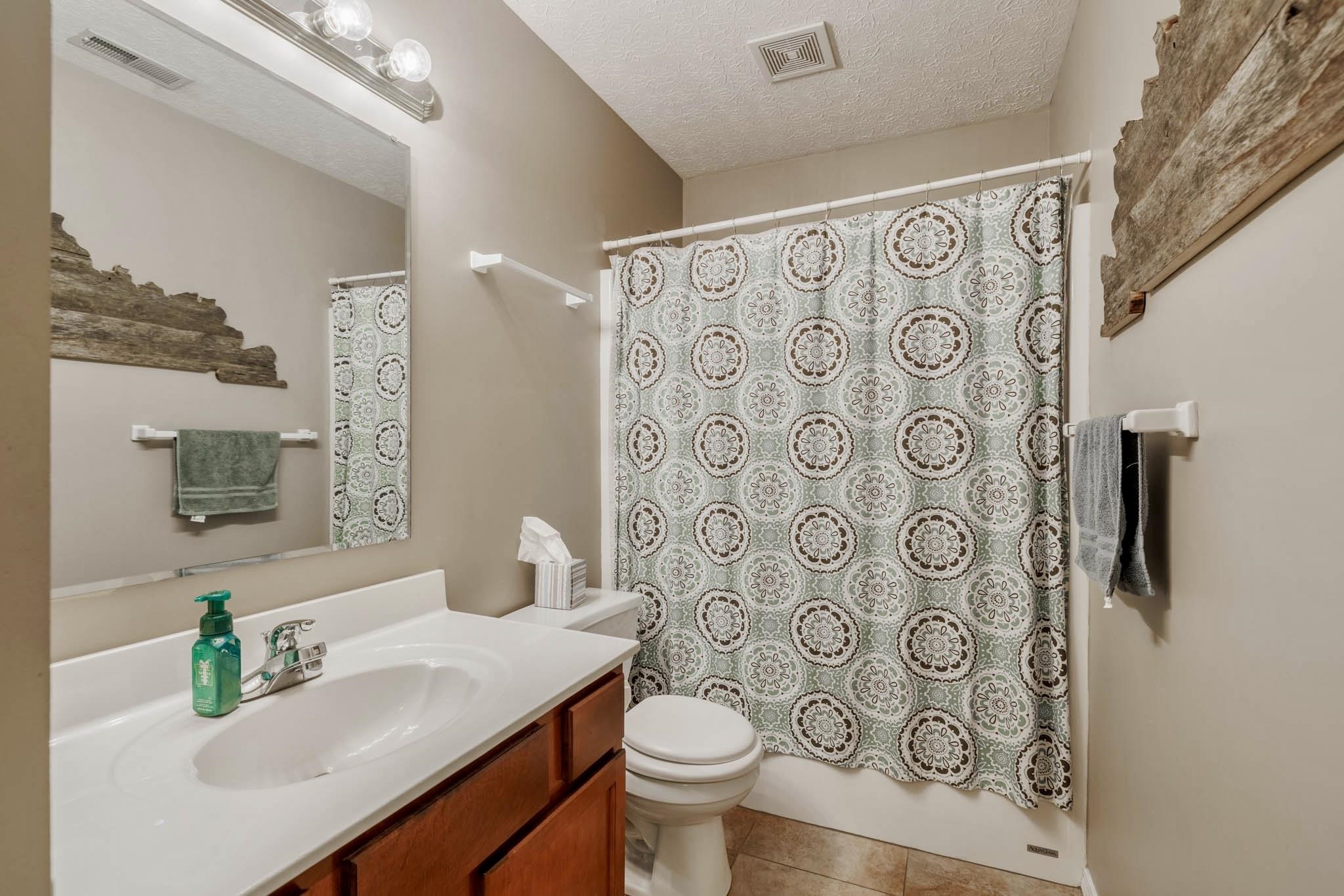 2225 Crossing Pointe, Owensboro, Kentucky 42303, 3 Bedrooms Bedrooms, ,2 BathroomsBathrooms,Ranch,For Sale,Crossing Pointe,91160