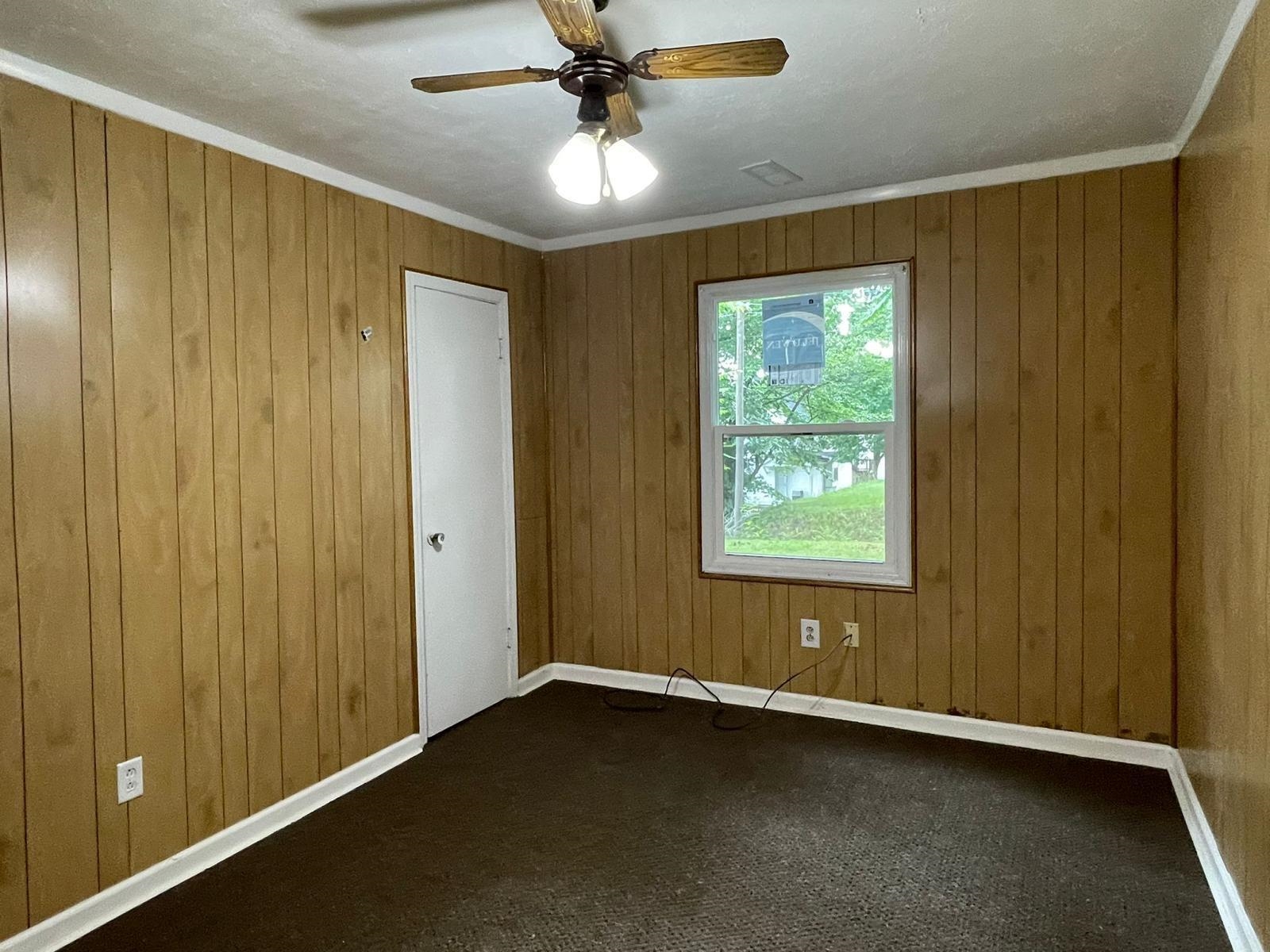 1724 McConnell Avenue, Owensboro, Kentucky 42303, 2 Bedrooms Bedrooms, ,1 BathroomBathrooms,Single Family Residence,For Sale,McConnell Avenue,91162