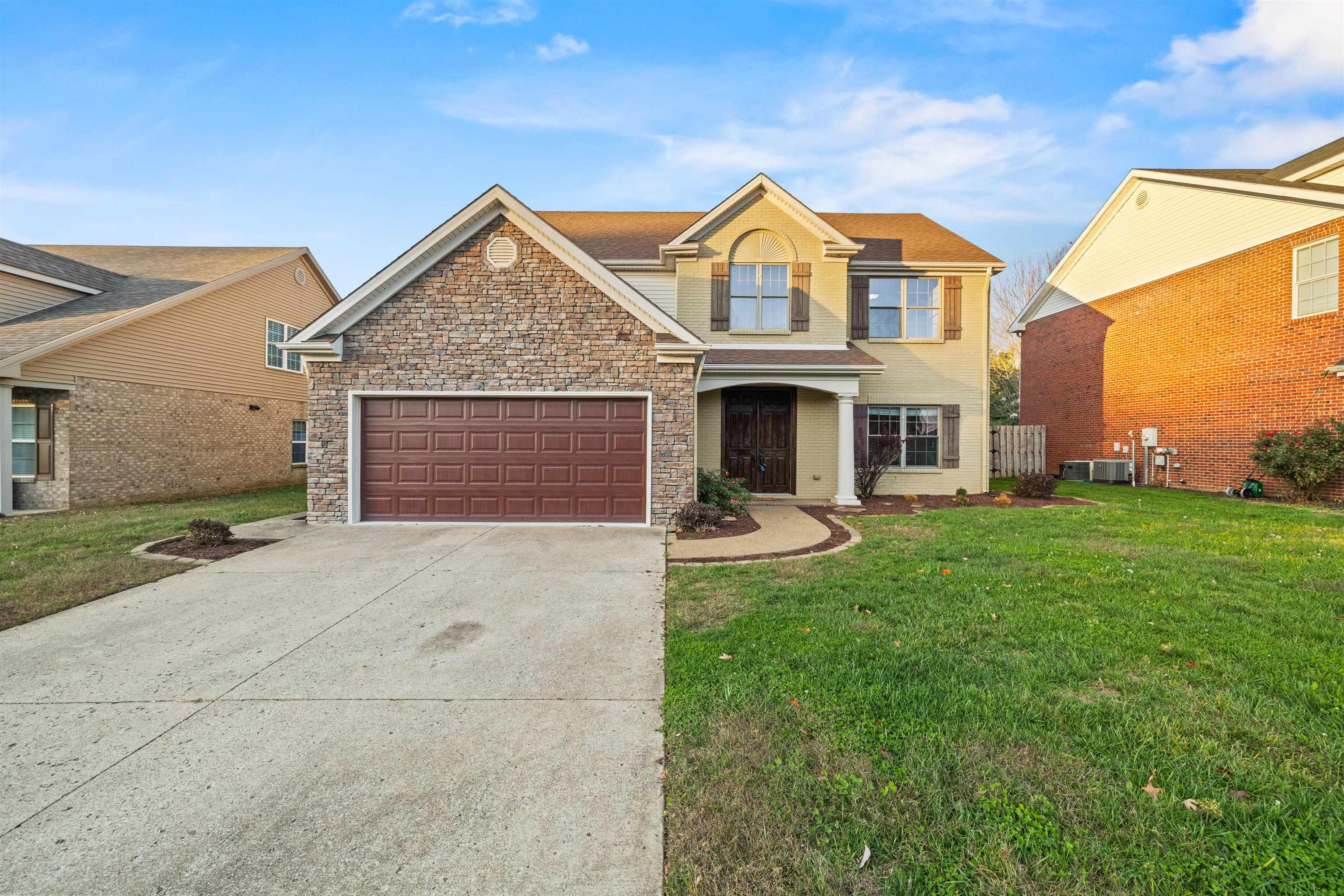 3031 Creek Branch Cove, Owensboro, Kentucky 42303, 4 Bedrooms Bedrooms, ,2 BathroomsBathrooms,Single Family Residence,For Sale,Creek Branch Cove,91163