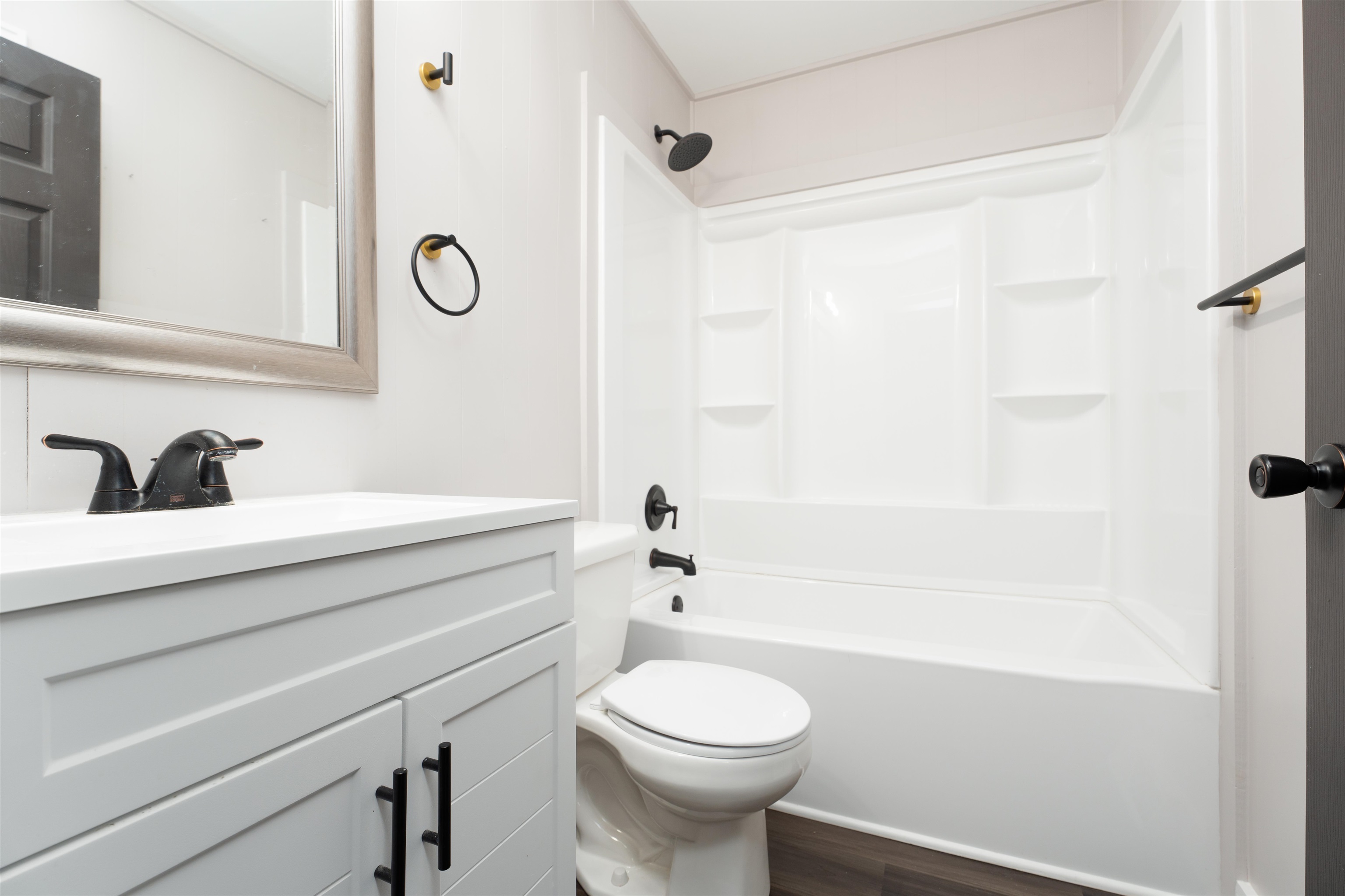 2116 Hathaway Street, Owensboro, Kentucky 42303-2900, 2 Bedrooms Bedrooms, ,1 BathroomBathrooms,Single Family Residence,For Sale,Hathaway Street,91165