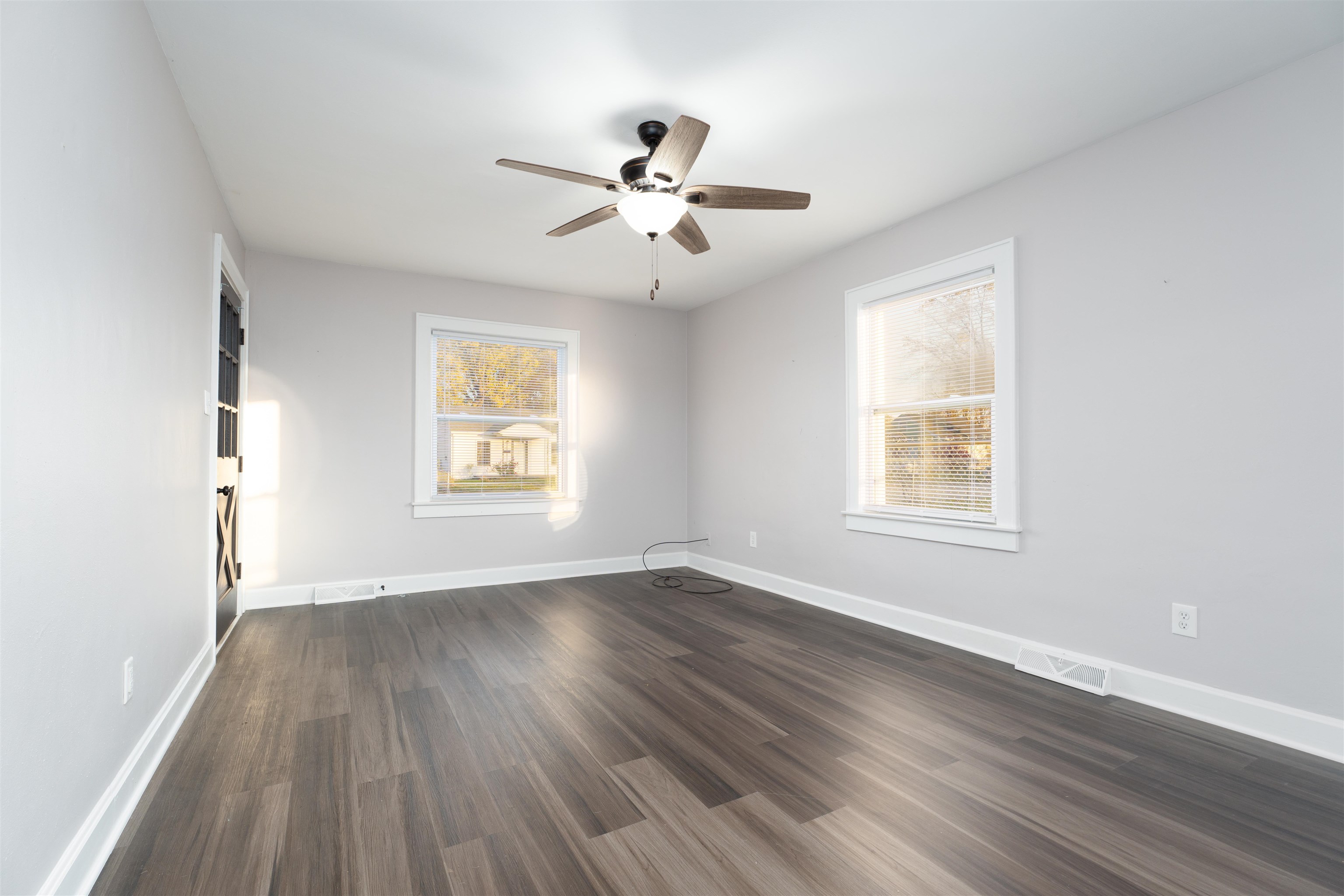 2116 Hathaway Street, Owensboro, Kentucky 42303-2900, 2 Bedrooms Bedrooms, ,1 BathroomBathrooms,Single Family Residence,For Sale,Hathaway Street,91165
