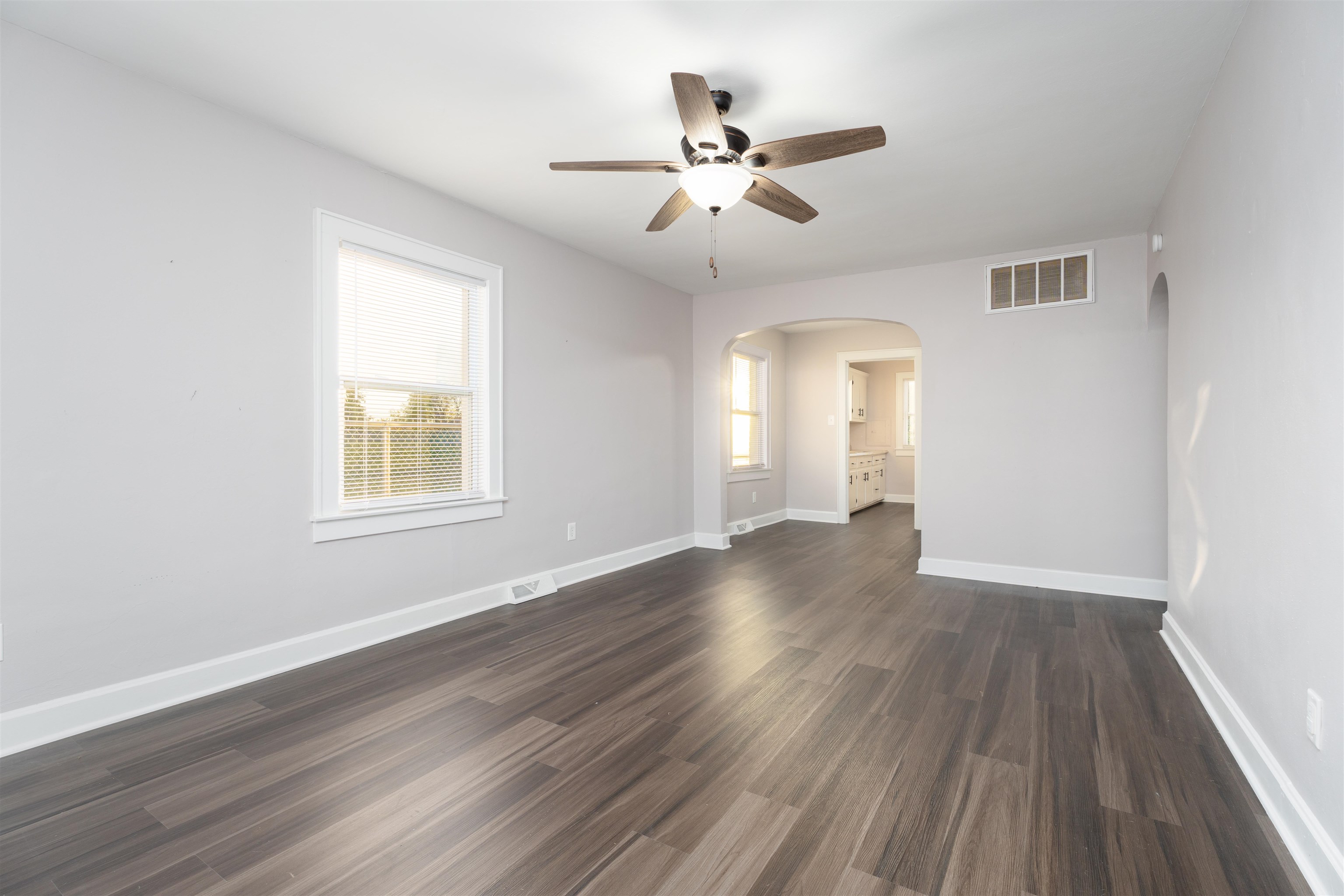 2116 Hathaway Street, Owensboro, Kentucky 42303-2900, 2 Bedrooms Bedrooms, ,1 BathroomBathrooms,Single Family Residence,For Sale,Hathaway Street,91165