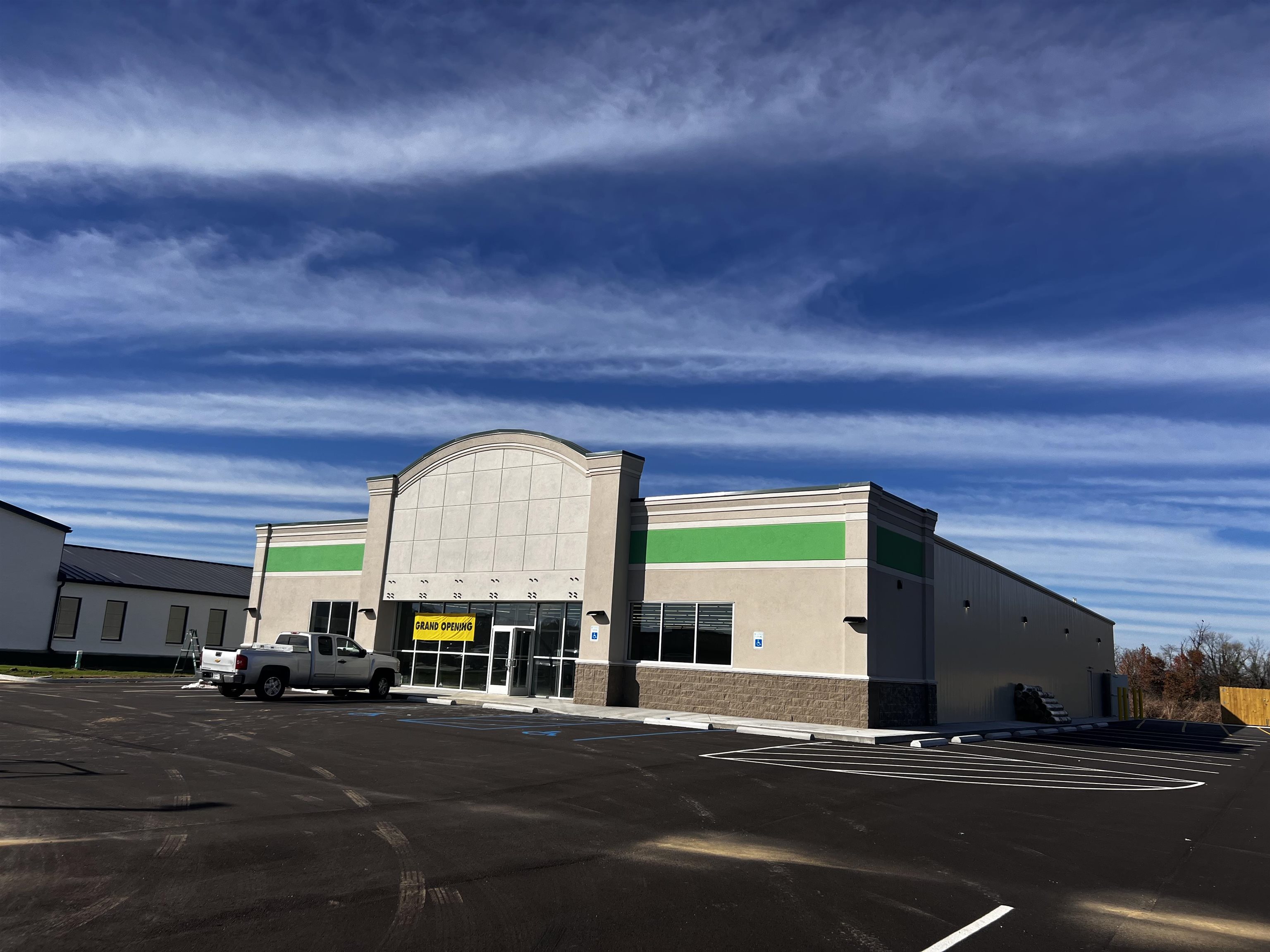 8796 High Pointe Drive, NEWBURGH, Indiana 47630, ,Retail,For Sale,High Pointe Drive,91166
