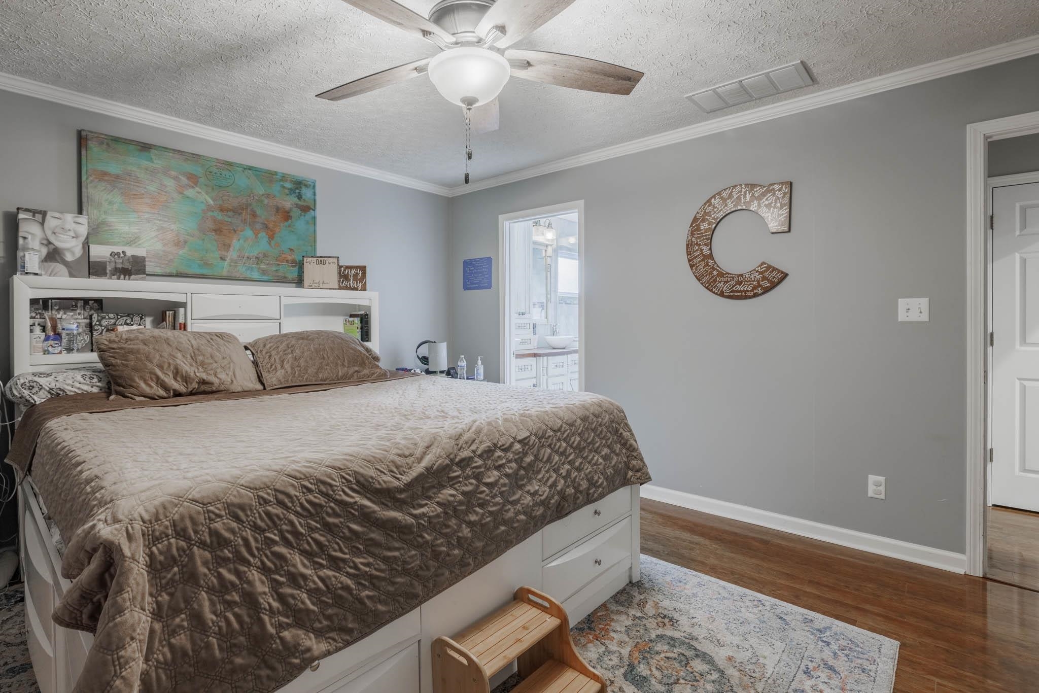 3827 Countryside Drive, Owensboro, Kentucky 42303, 3 Bedrooms Bedrooms, ,2 BathroomsBathrooms,Single Family Residence,For Sale,Countryside Drive,91167