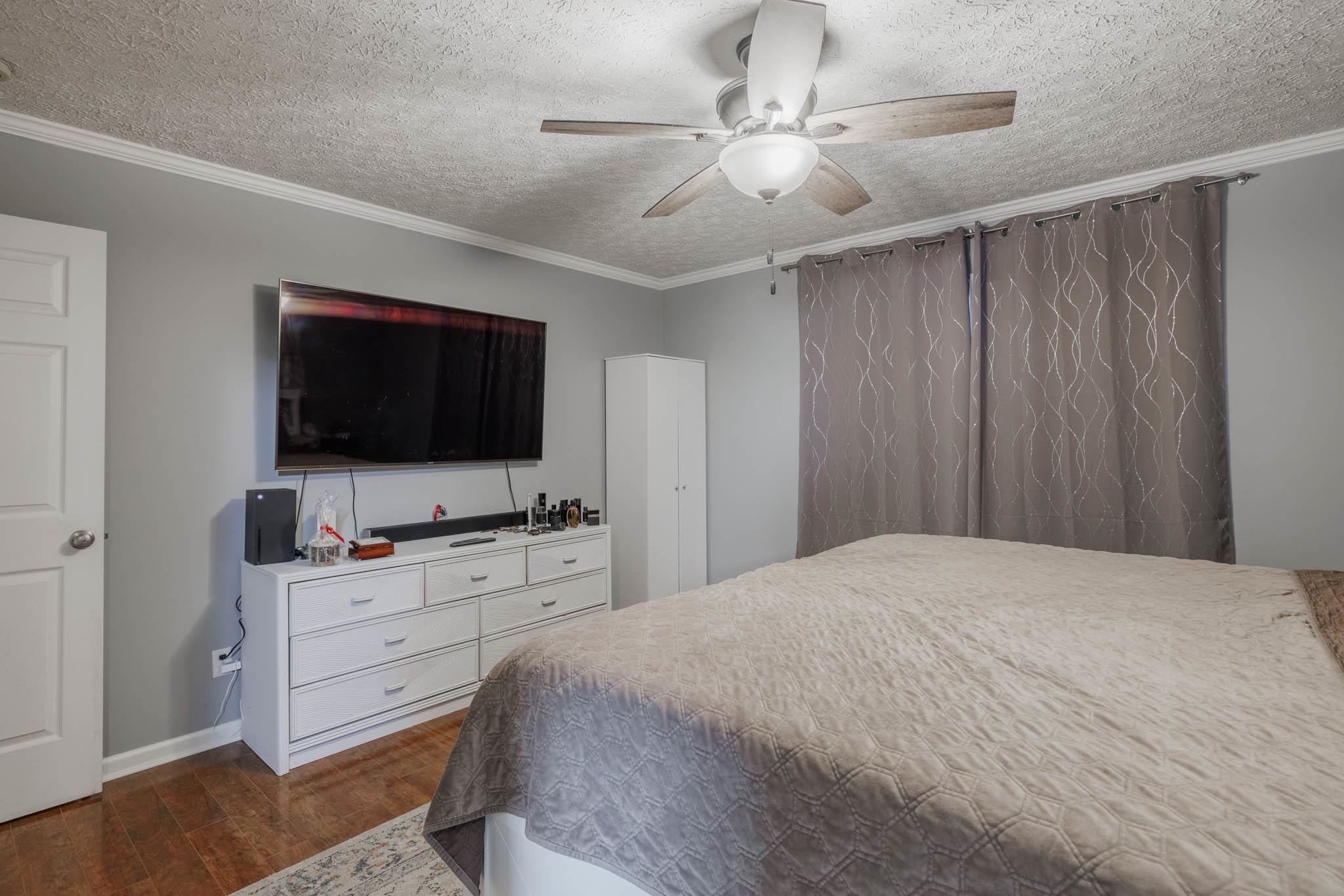 3827 Countryside Drive, Owensboro, Kentucky 42303, 3 Bedrooms Bedrooms, ,2 BathroomsBathrooms,Single Family Residence,For Sale,Countryside Drive,91167