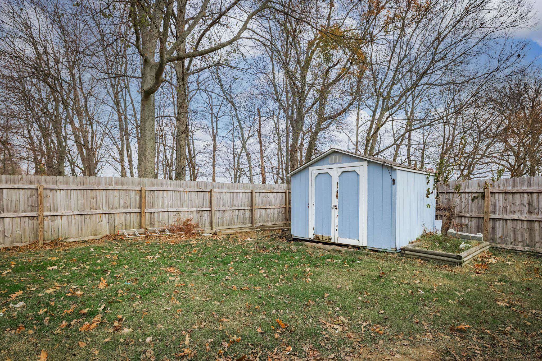 3827 Countryside Drive, Owensboro, Kentucky 42303, 3 Bedrooms Bedrooms, ,2 BathroomsBathrooms,Single Family Residence,For Sale,Countryside Drive,91167