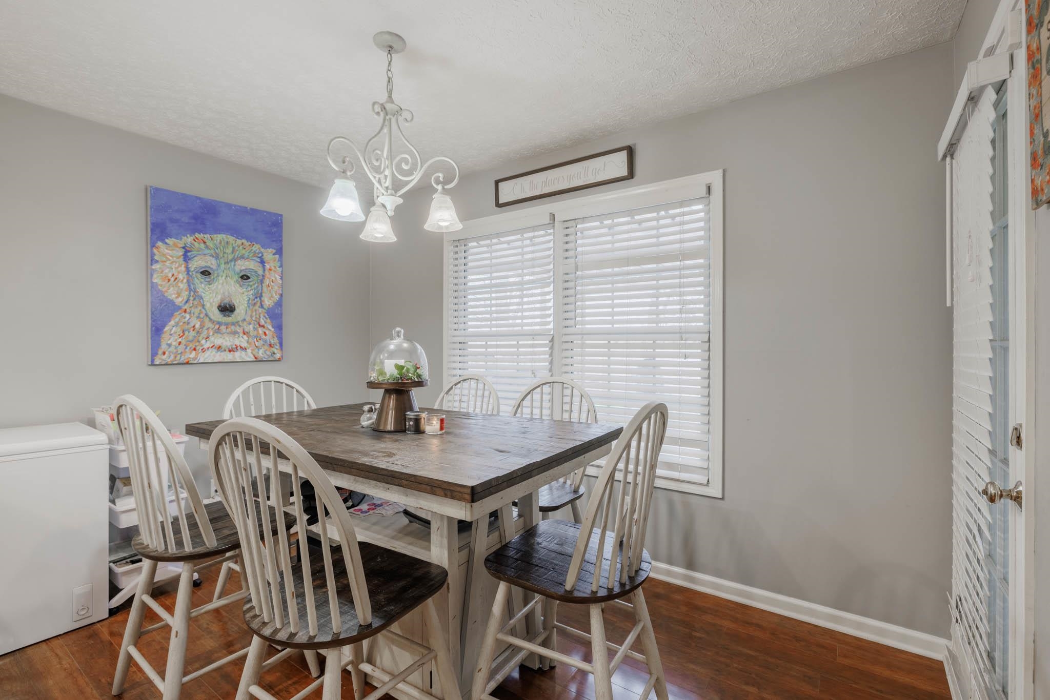 3827 Countryside Drive, Owensboro, Kentucky 42303, 3 Bedrooms Bedrooms, ,2 BathroomsBathrooms,Single Family Residence,For Sale,Countryside Drive,91167