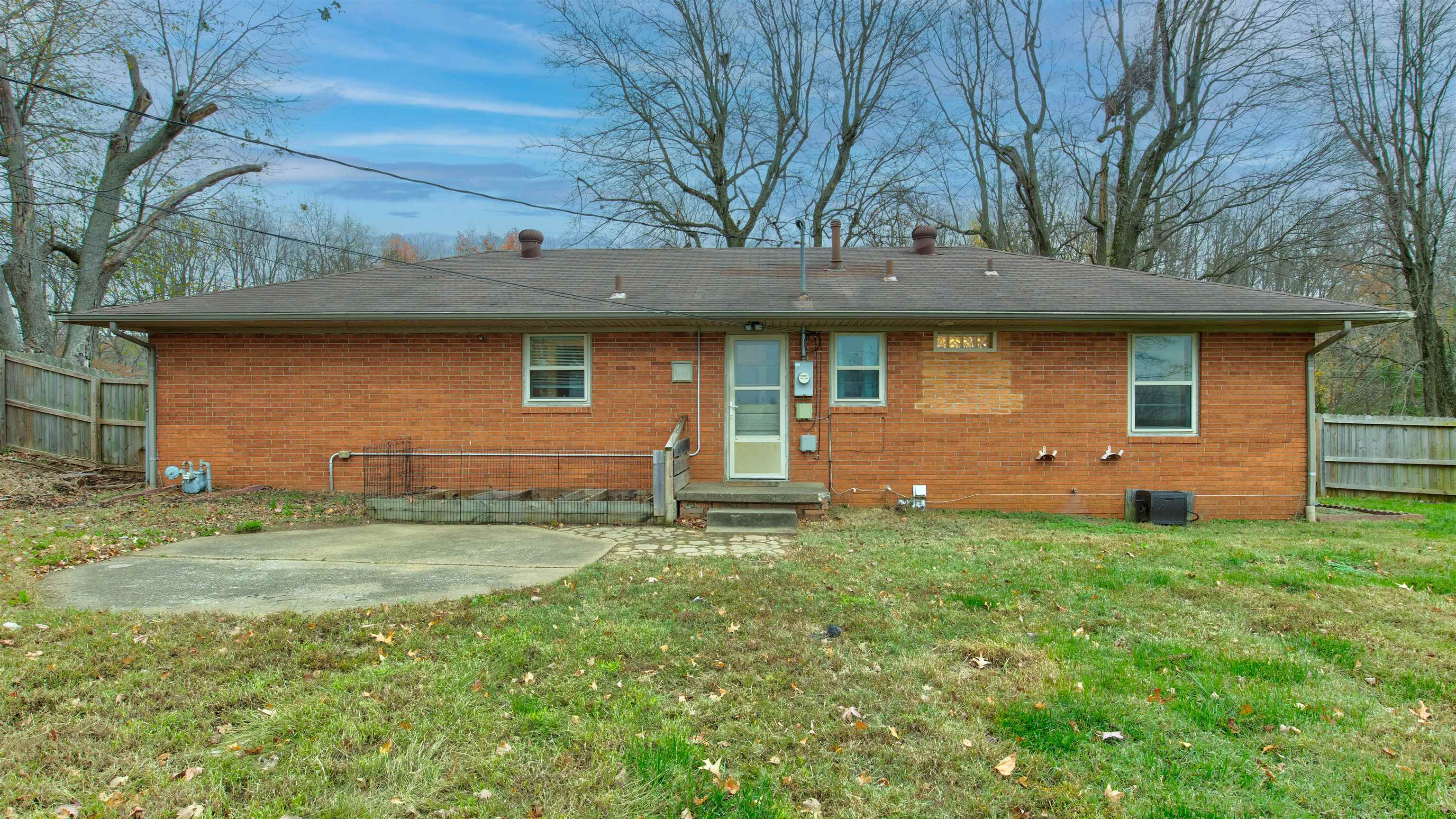 7024 Masonville Habit Road, Philpot, Kentucky 42366-9105, 4 Bedrooms Bedrooms, ,1 BathroomBathrooms,Single Family Residence,For Sale,Masonville Habit Road,91168