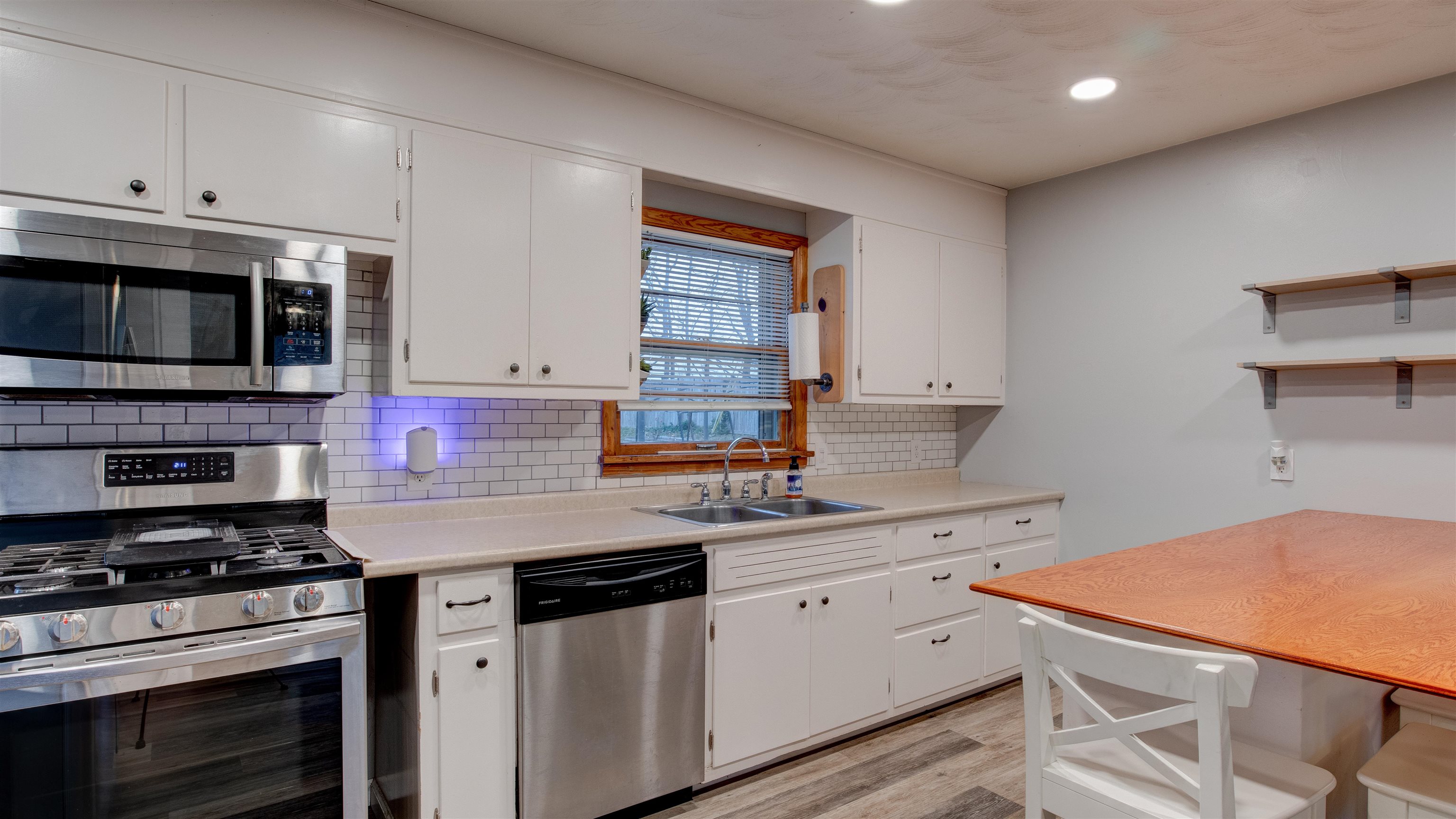 7024 Masonville Habit Road, Philpot, Kentucky 42366-9105, 4 Bedrooms Bedrooms, ,1 BathroomBathrooms,Single Family Residence,For Sale,Masonville Habit Road,91168