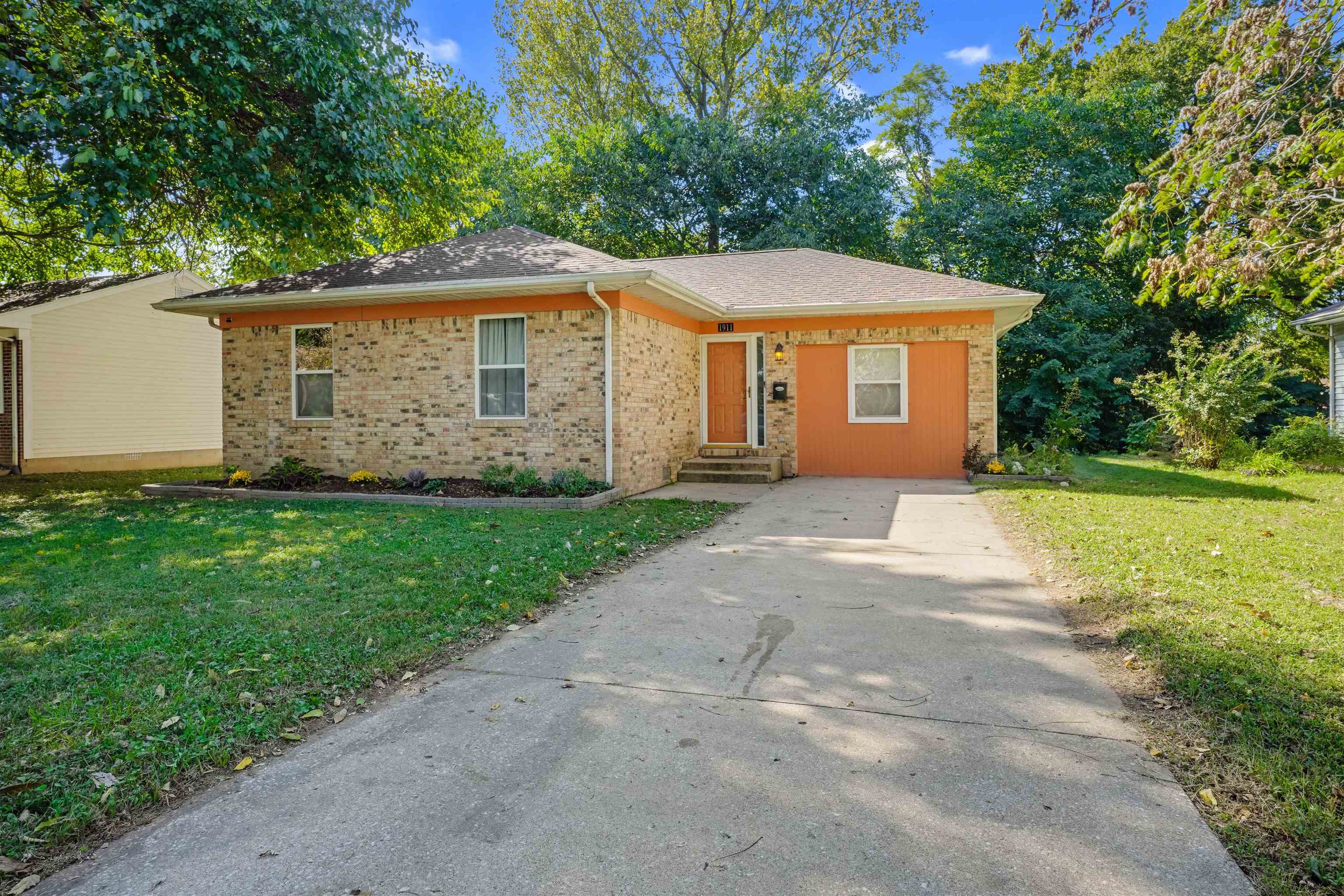 1911 Governor Street, Evansville, Indiana 47713, 3 Bedrooms Bedrooms, ,1 BathroomBathrooms,Single Family Residence,For Sale,Governor Street,91172