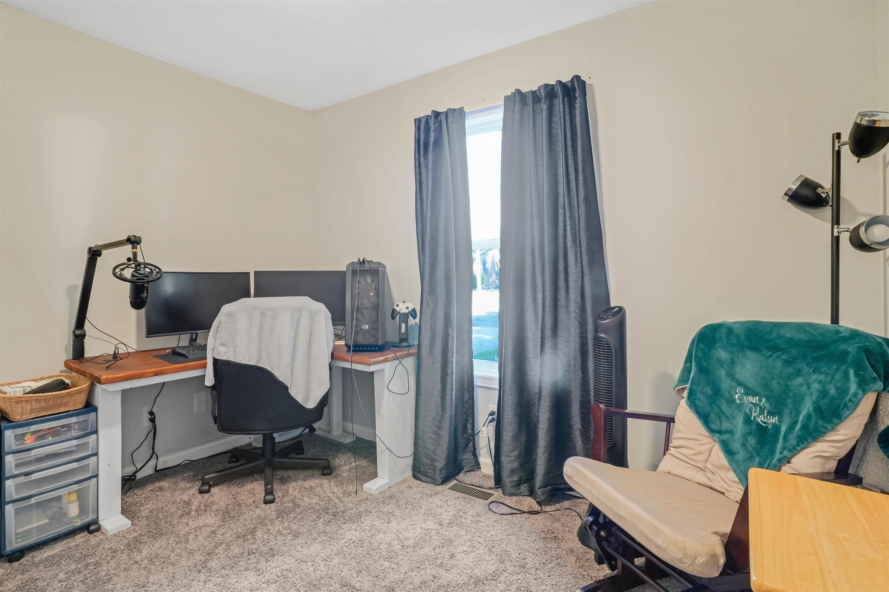 1911 Governor Street, Evansville, Indiana 47713, 3 Bedrooms Bedrooms, ,1 BathroomBathrooms,Single Family Residence,For Sale,Governor Street,91172