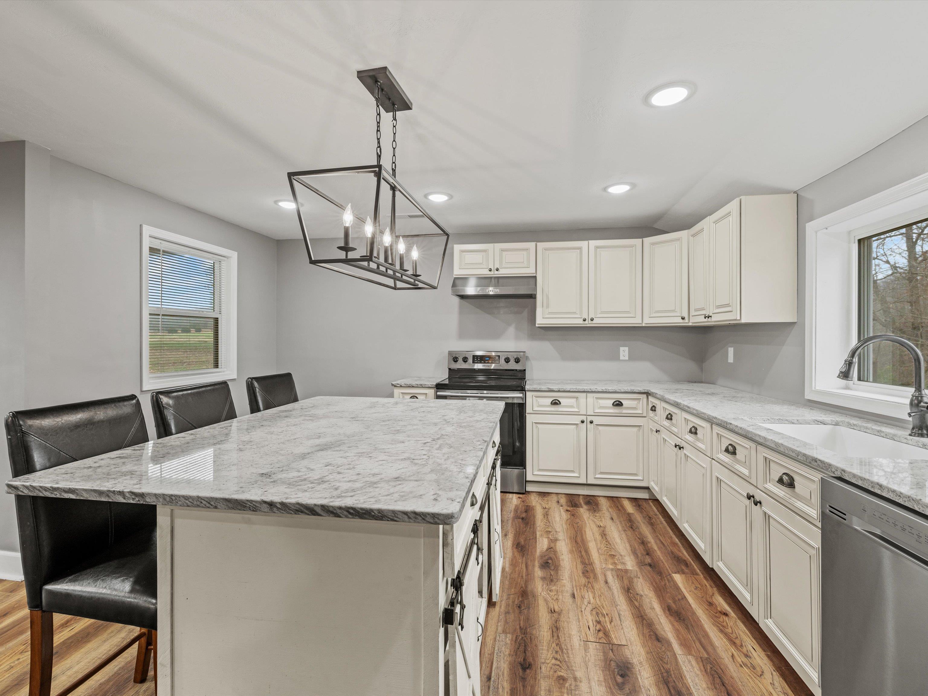 208 Hollow Church Road, Falls of Rough, Kentucky 40119, 4 Bedrooms Bedrooms, ,2 BathroomsBathrooms,Single Family Residence,For Sale,Hollow Church Road,91174