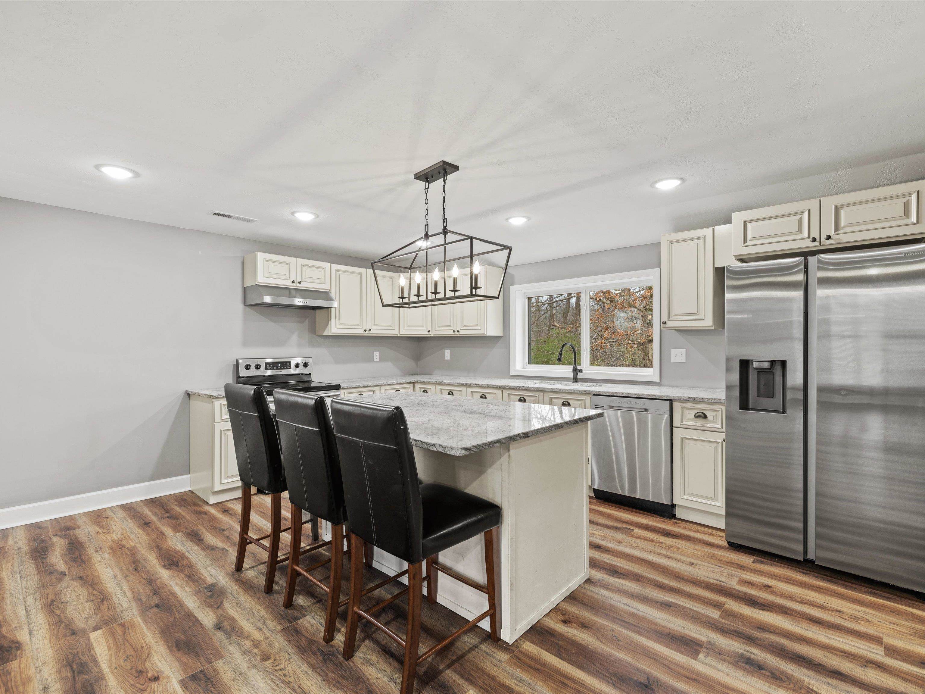 208 Hollow Church Road, Falls of Rough, Kentucky 40119, 4 Bedrooms Bedrooms, ,2 BathroomsBathrooms,Single Family Residence,For Sale,Hollow Church Road,91174