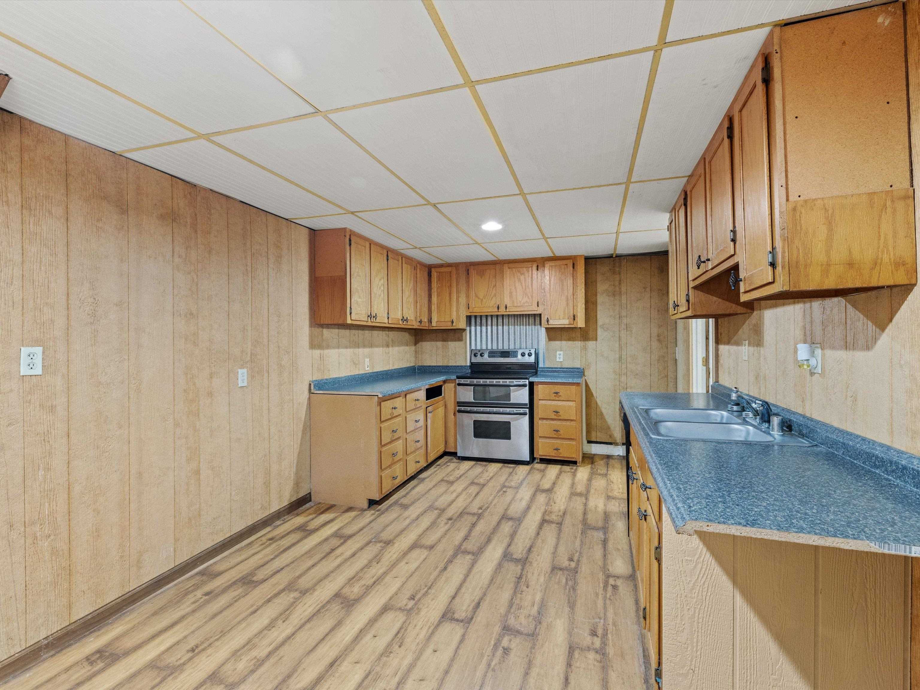 208 Hollow Church Road, Falls of Rough, Kentucky 40119, 4 Bedrooms Bedrooms, ,2 BathroomsBathrooms,Single Family Residence,For Sale,Hollow Church Road,91174