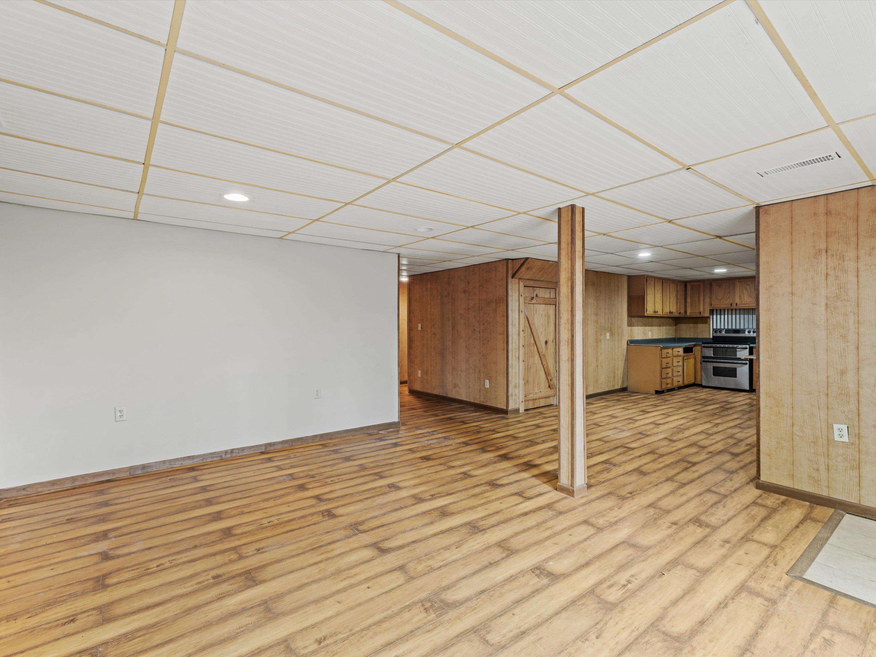 208 Hollow Church Road, Falls of Rough, Kentucky 40119, 4 Bedrooms Bedrooms, ,2 BathroomsBathrooms,Single Family Residence,For Sale,Hollow Church Road,91174