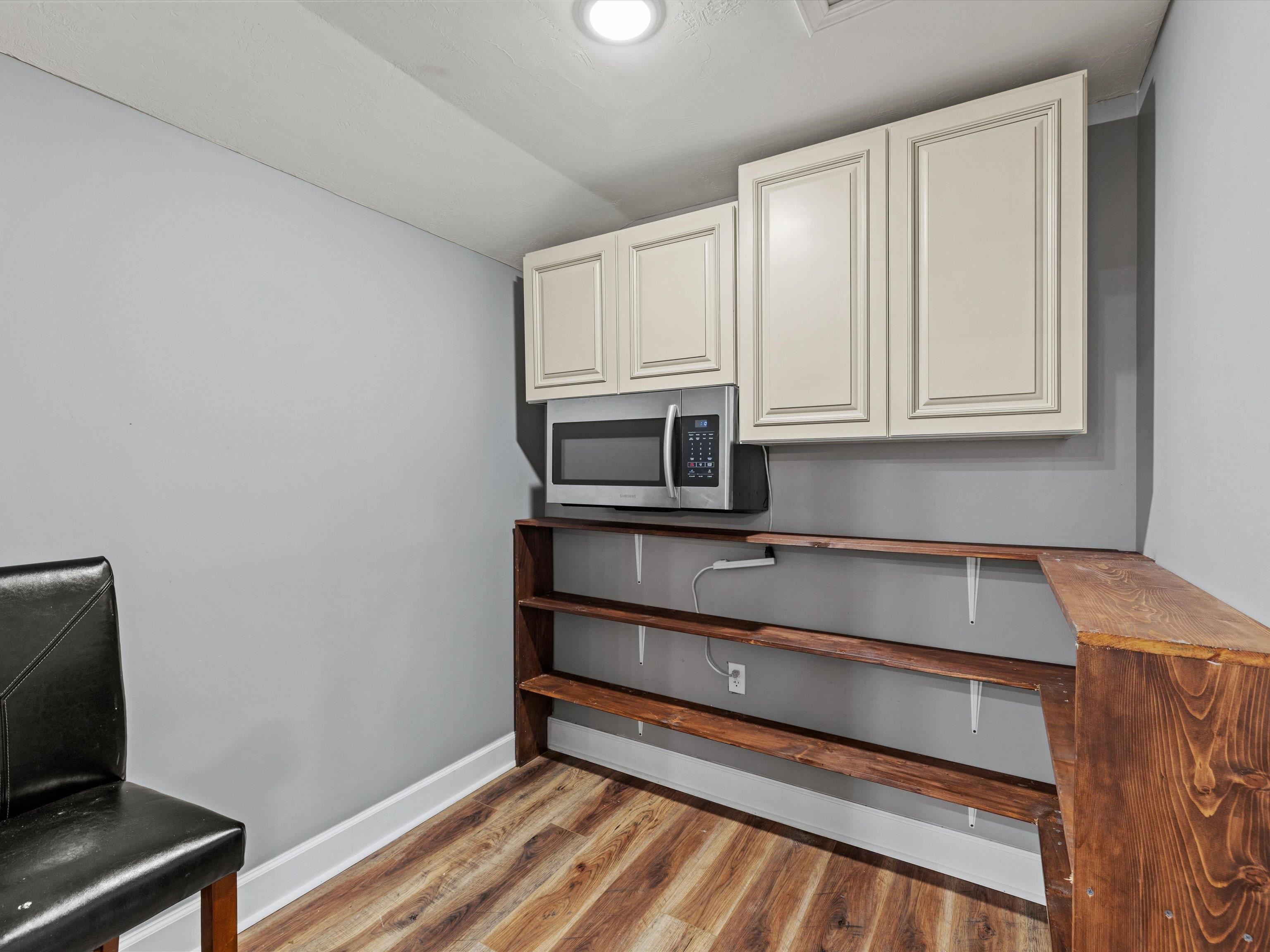 208 Hollow Church Road, Falls of Rough, Kentucky 40119, 4 Bedrooms Bedrooms, ,2 BathroomsBathrooms,Single Family Residence,For Sale,Hollow Church Road,91174