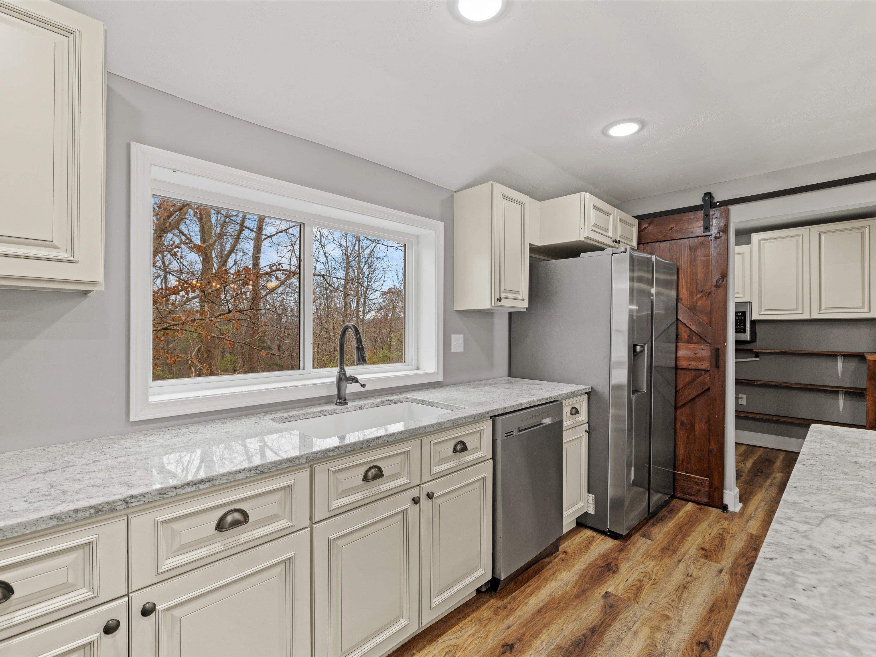208 Hollow Church Road, Falls of Rough, Kentucky 40119, 4 Bedrooms Bedrooms, ,2 BathroomsBathrooms,Single Family Residence,For Sale,Hollow Church Road,91174